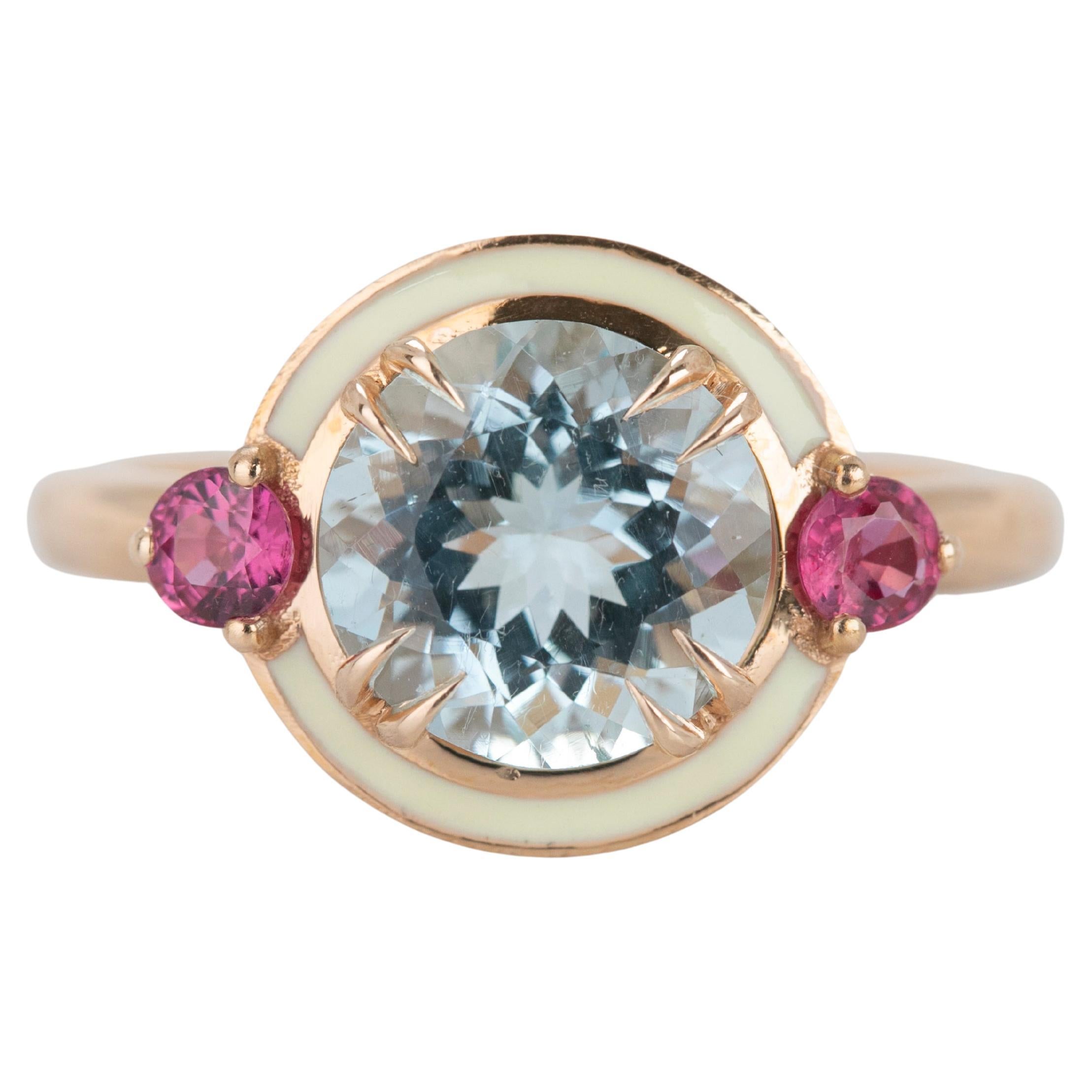 Artdeco Aquamarine Ring, Aquamarine With Ruby Artdeco Style Enameled Ring, Cocktail Ring created by hands with great honour.

I used brillant round cut ruby to reveal a round cut aquamarine. I completed these in 14K solid excelent rose gold