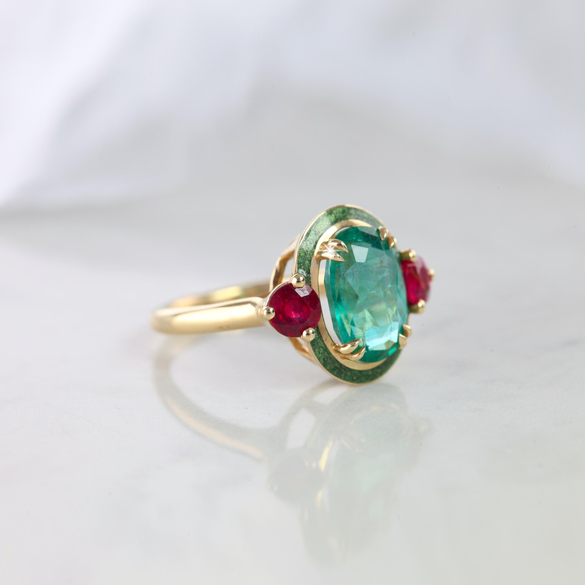 Artdeco-Stil Smaragd Ring:: Oval Smaragd und Rubin mit grünen emaillierten Cocktail-Ring:: Verlobungsring:: Aussage Ring:: Gİft für Sie von Händen mit großer Ehre erstellt. 
Ich habe einen brillanten:: rund geschliffenen Rubin verwendet:: um den