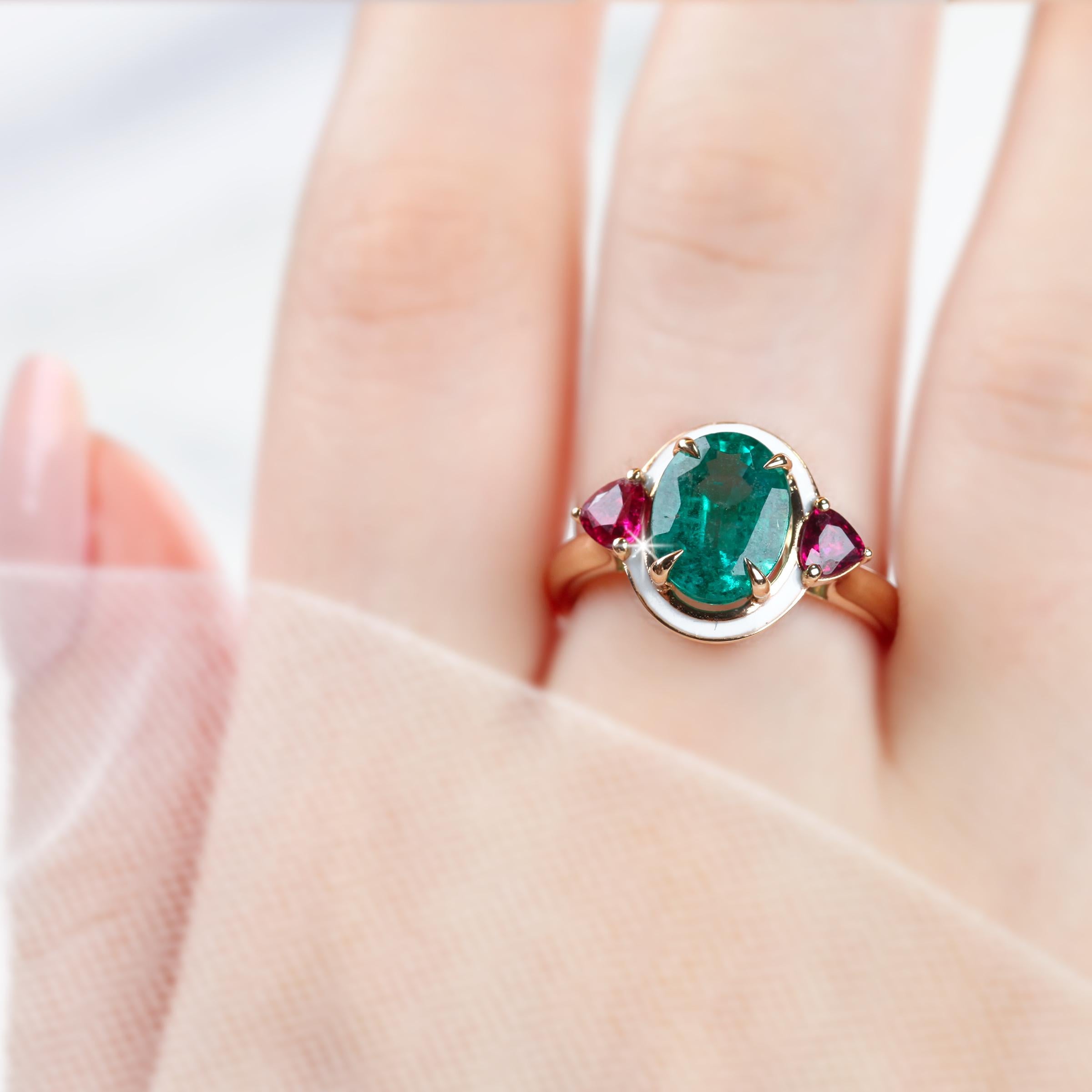 emerald statement ring