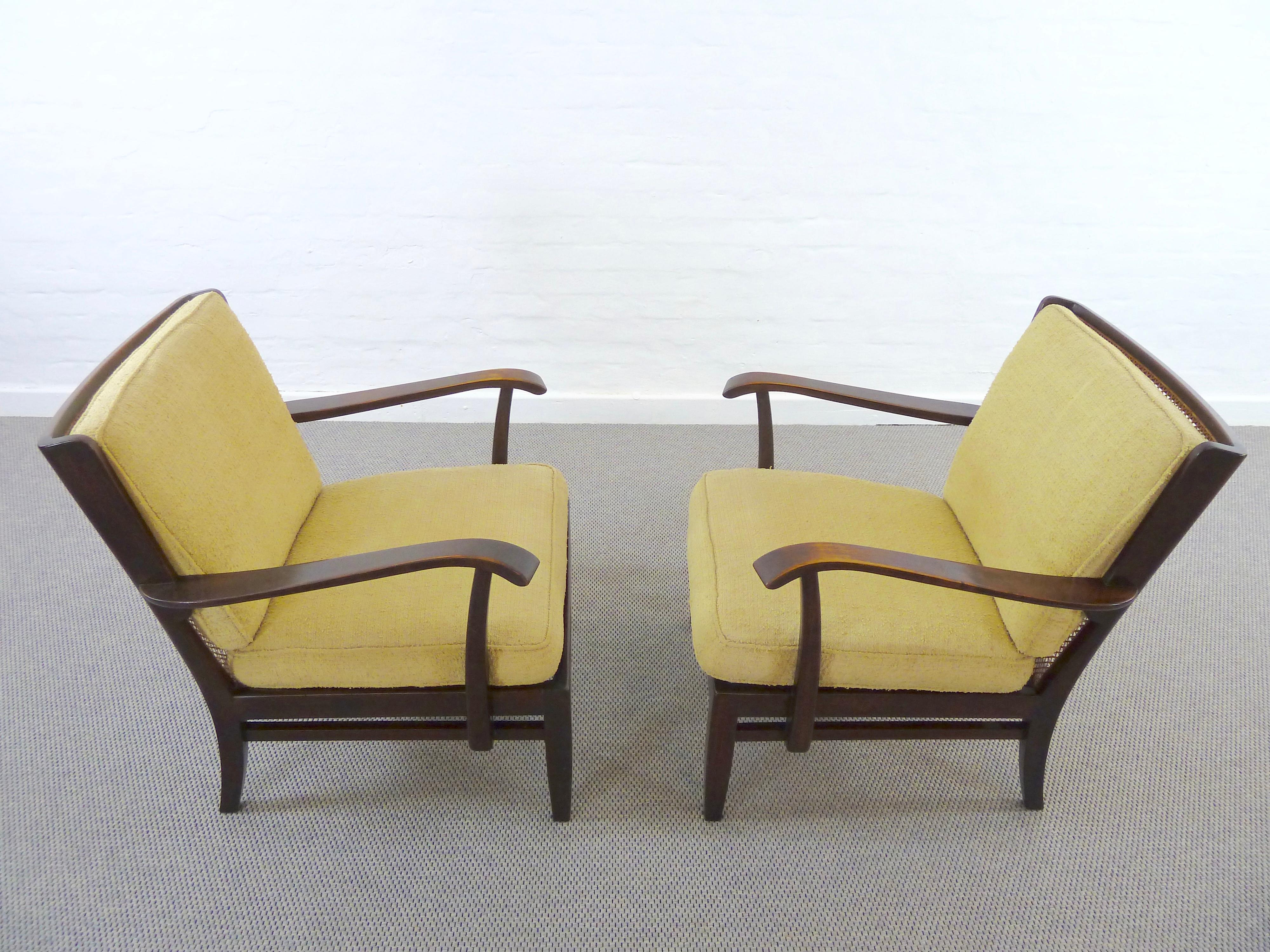 Fauteuils Art Déco Wilhelm Knoll « Antimott » en tissu d'art bouclé jaune vif Bon état - En vente à Halle, DE