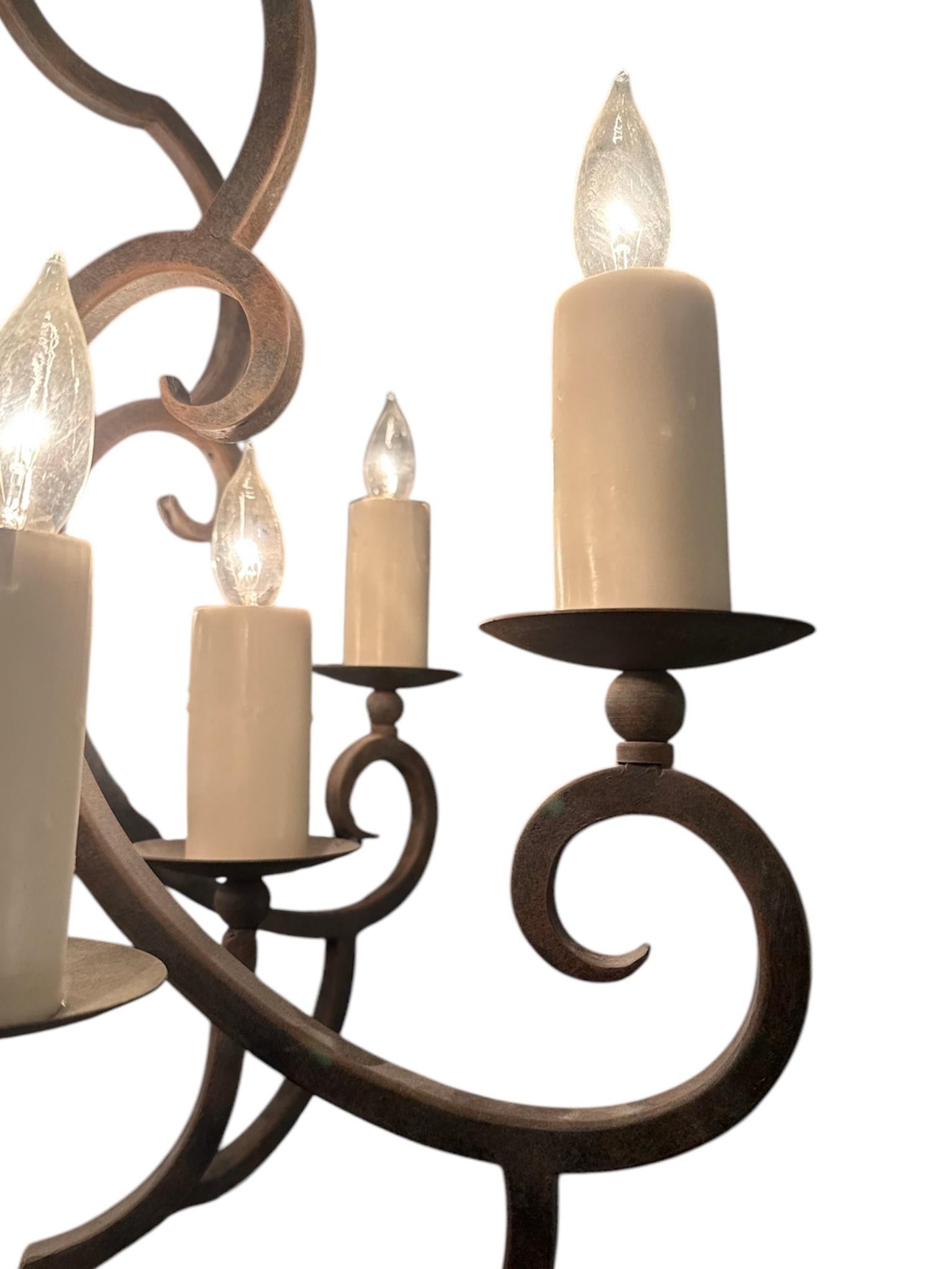 Mexican Arte De Mexico Wrought Iron 12 Light Chandelier For Sale
