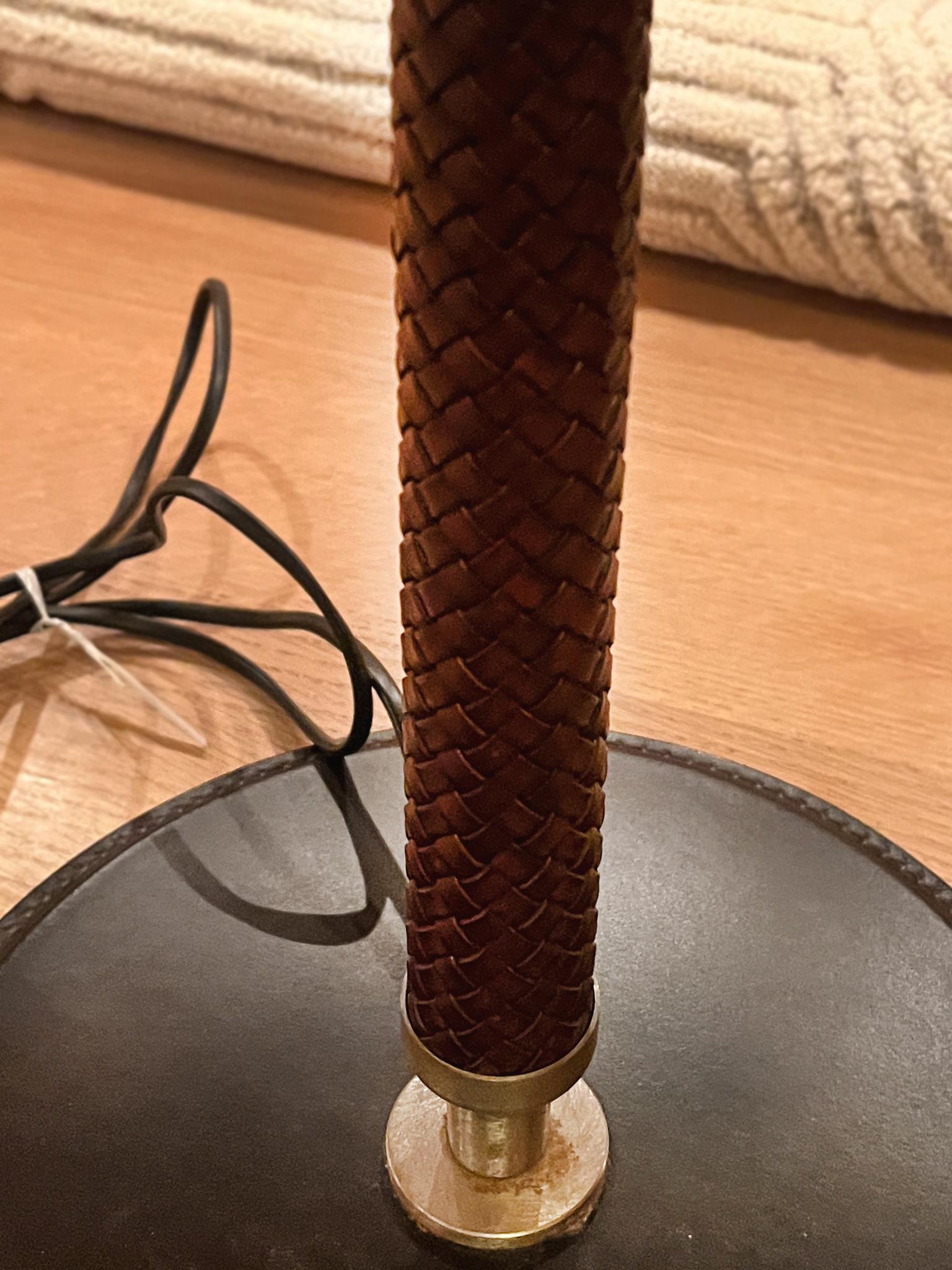 Hand-Crafted Arte Flash 