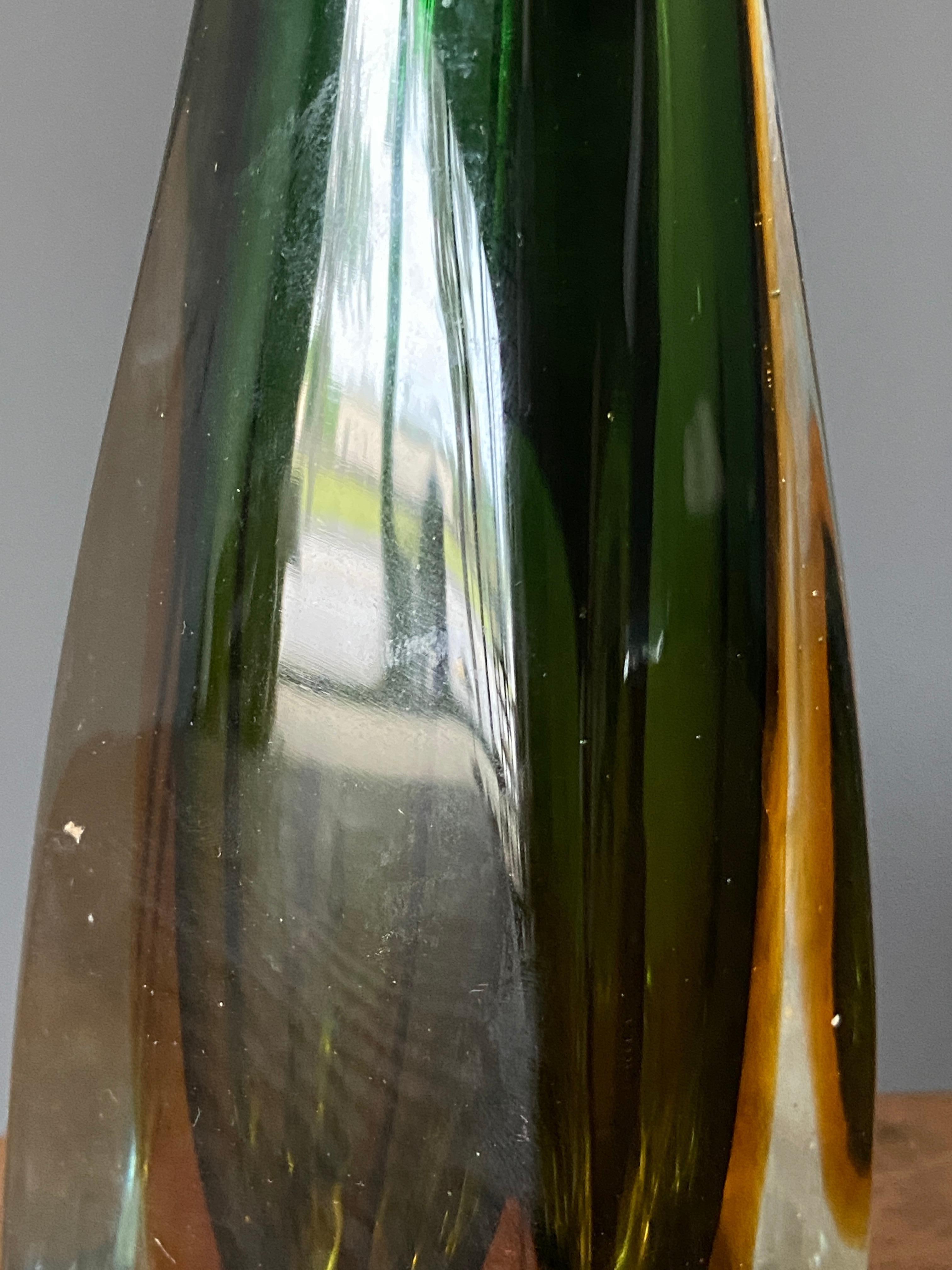 Arte Nuova, Murano, Organic Table Lamp, Blown Colored Venetian Glass Italy 1950s In Good Condition In High Point, NC