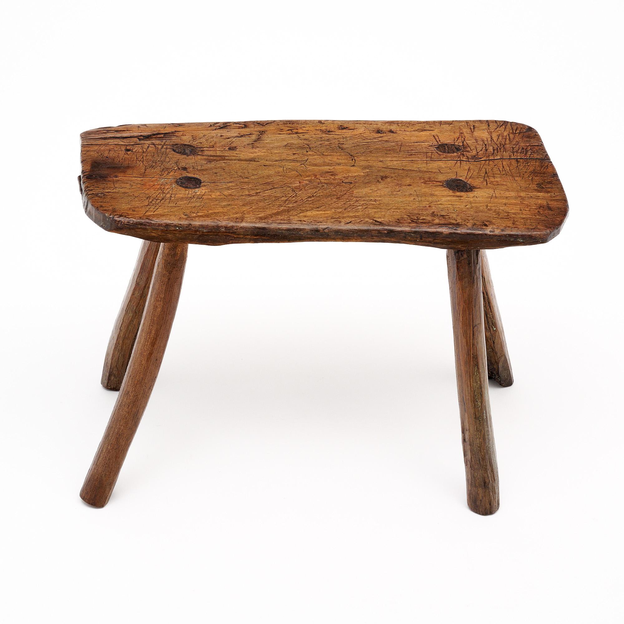 Taburete antiguo italiano Arte Povera principios del siglo XX en venta