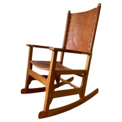 Arte Sano, Sedia a dondolo in pelle cognac, Colombia, anni '70