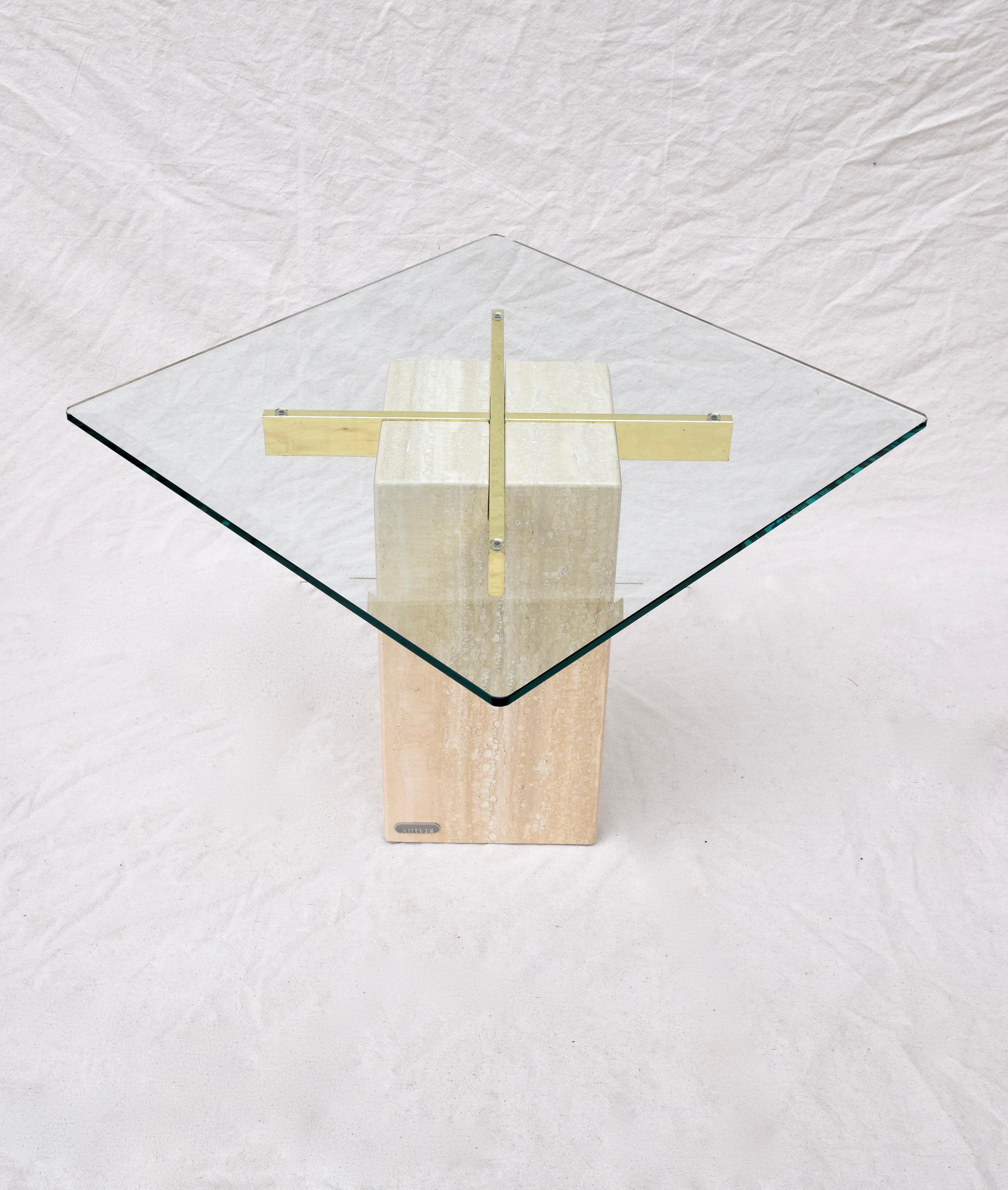 Artedi Nero Tables d'appoint en marbre travertin, paire Excellent état - En vente à Southampton, NJ