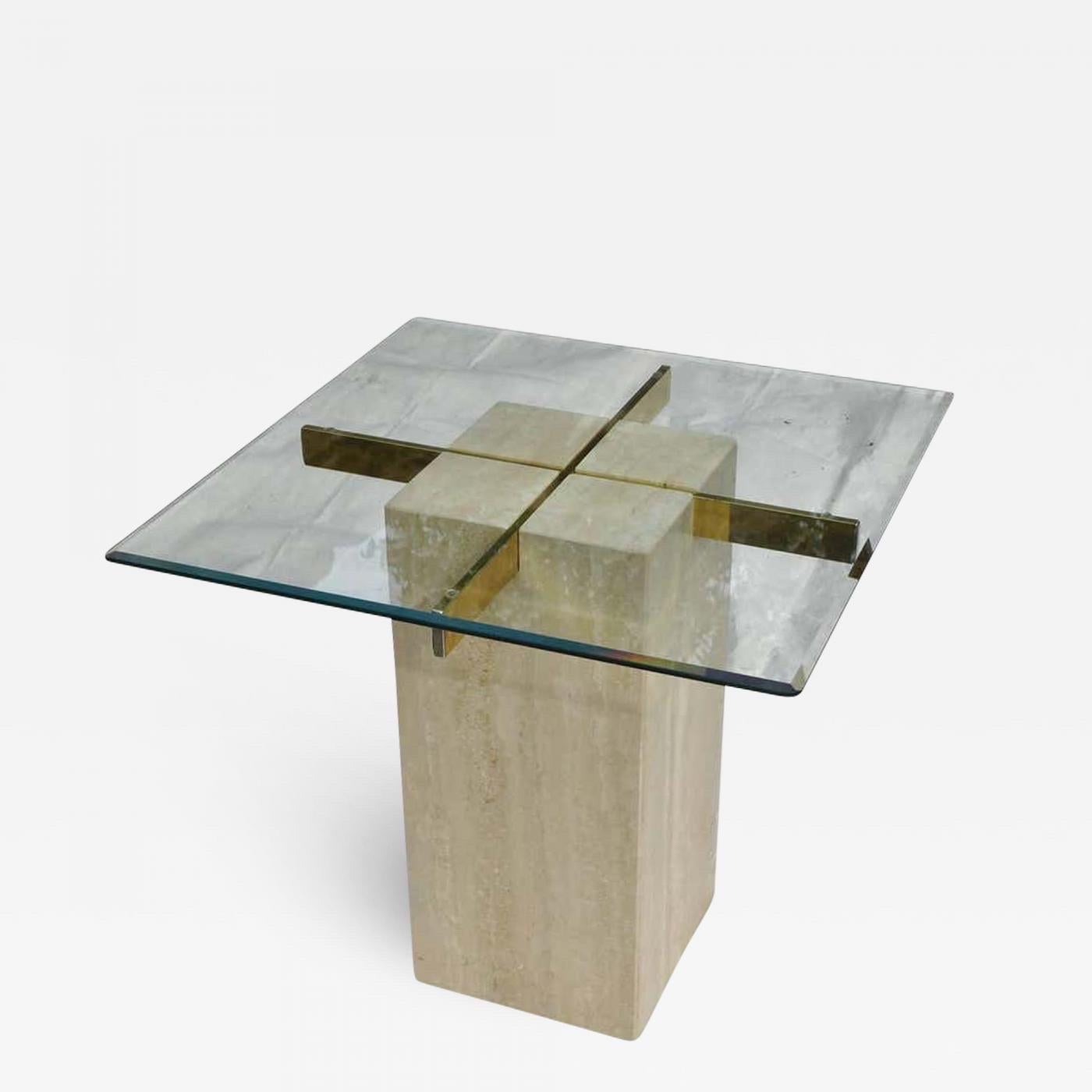 Fin du 20e siècle Artedi Nero Tables d'appoint en marbre travertin, paire en vente