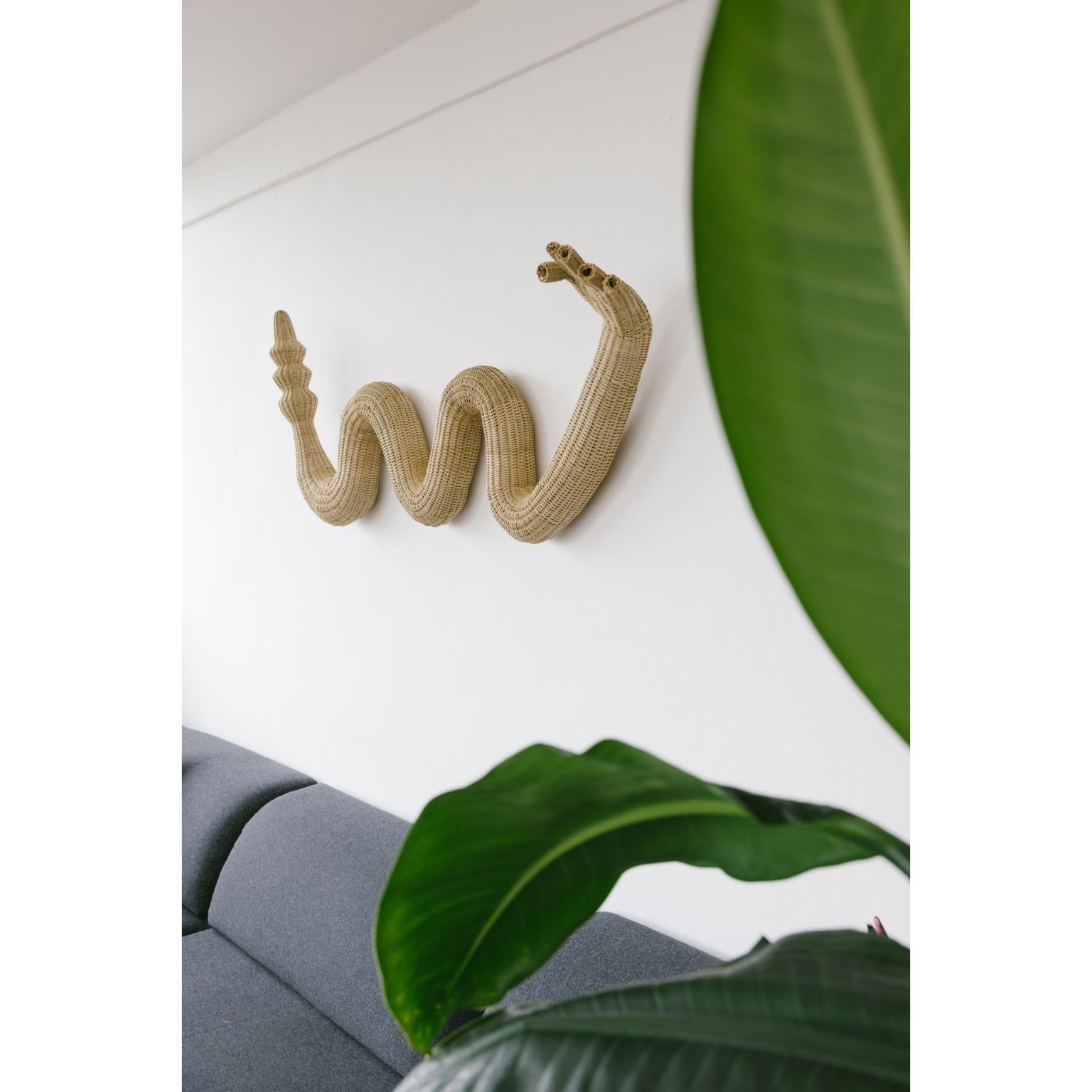 Artefacto Serpiente 2 Decoración de pared de Lørdag & Søndag Posmoderno en venta