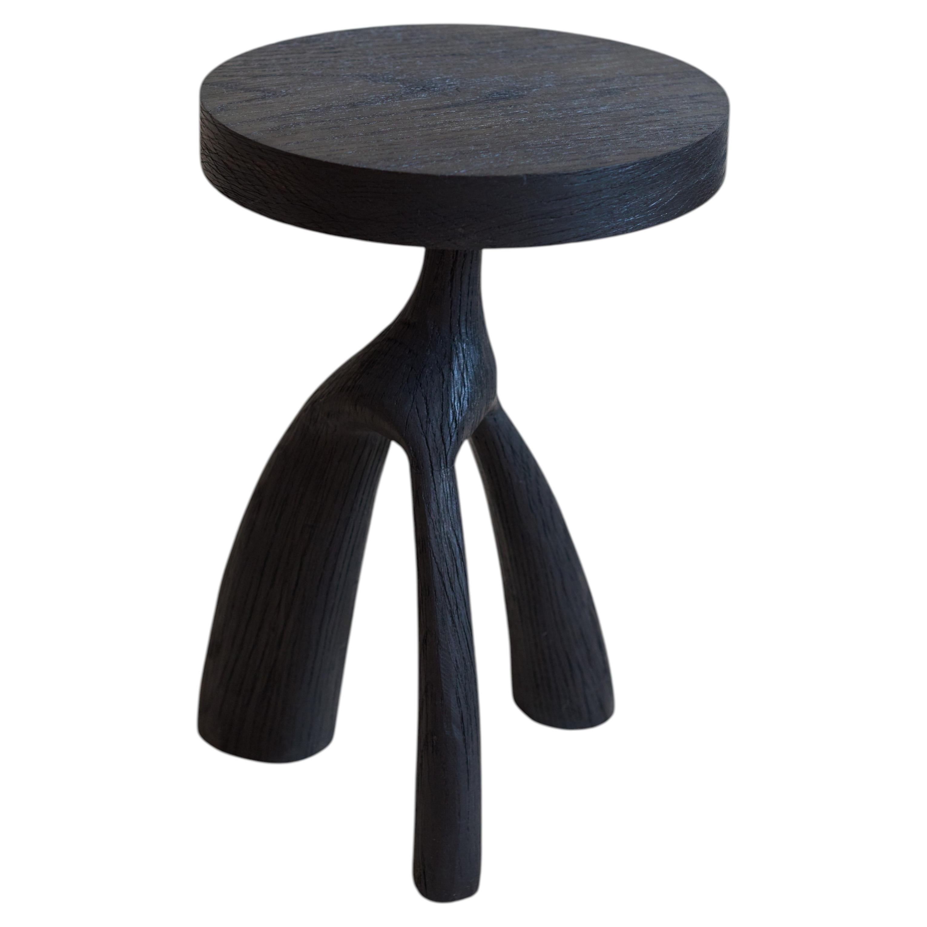 Artefacto Wood Tecolli, tavolino scultoreo di design, intagliato a mano in Messico