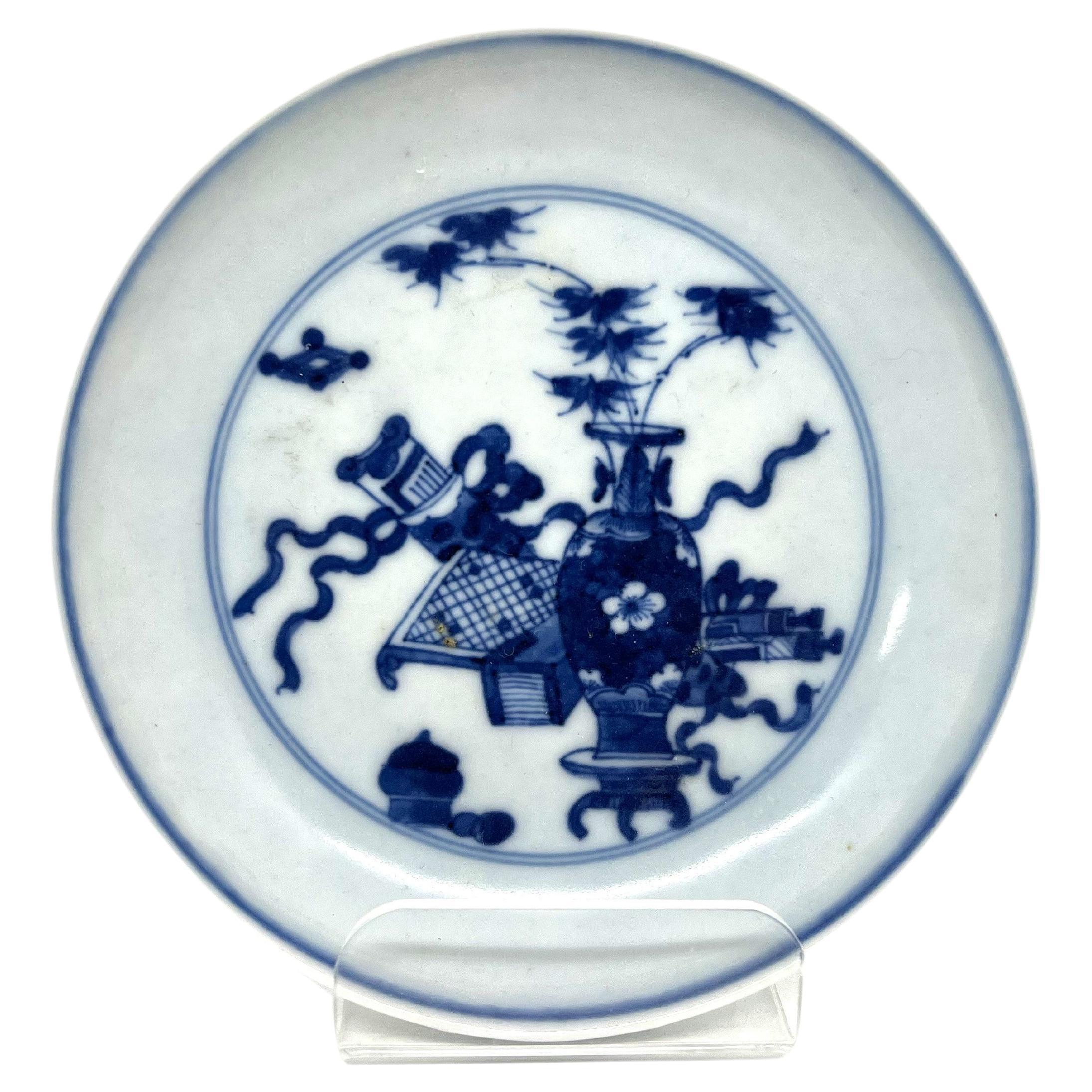 Artefacts of the Literati Pattern Plate c 1725, Qing Dynasty, Yongzheng Era For Sale