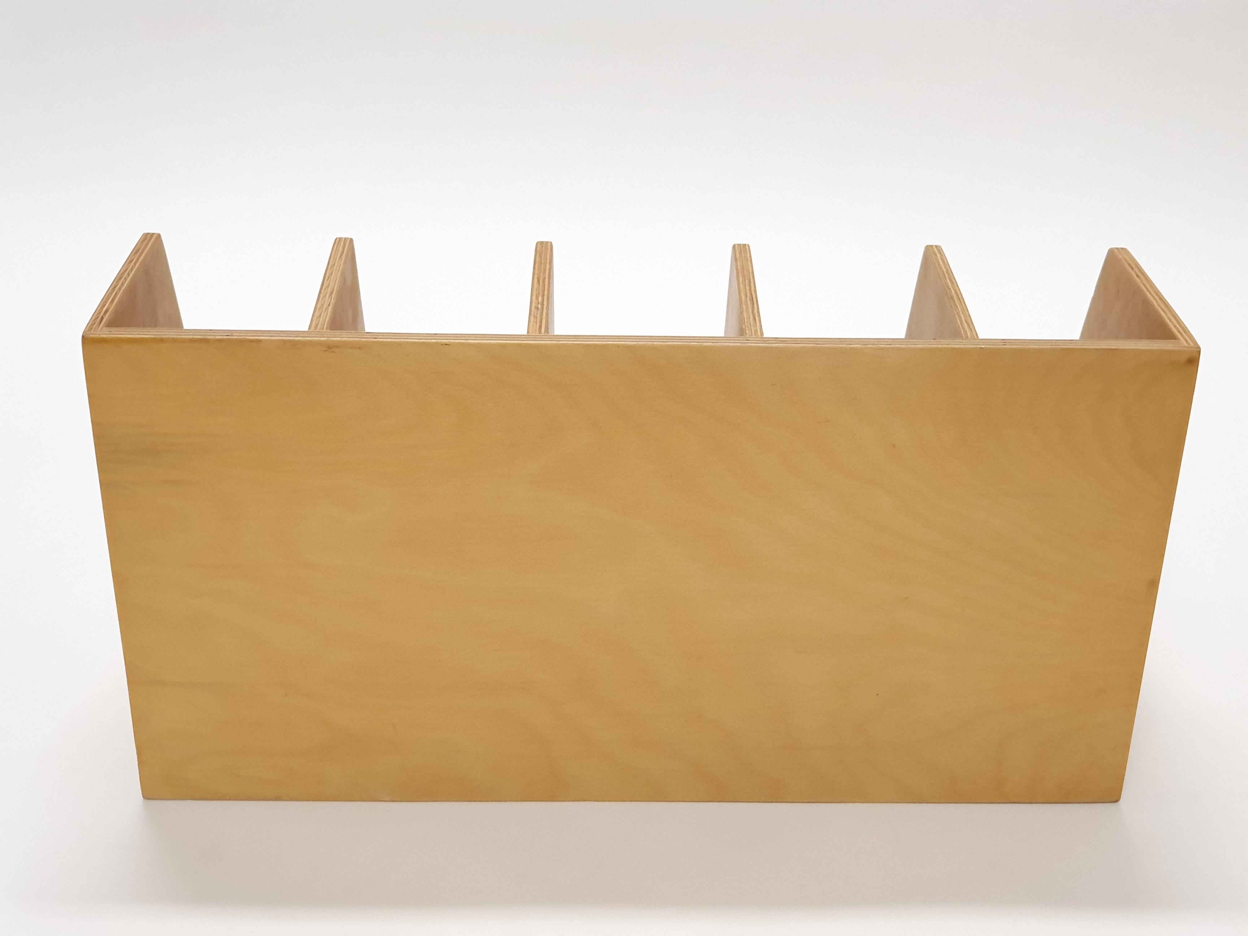 Leggio Artek di Aino Aalto in vendita 8