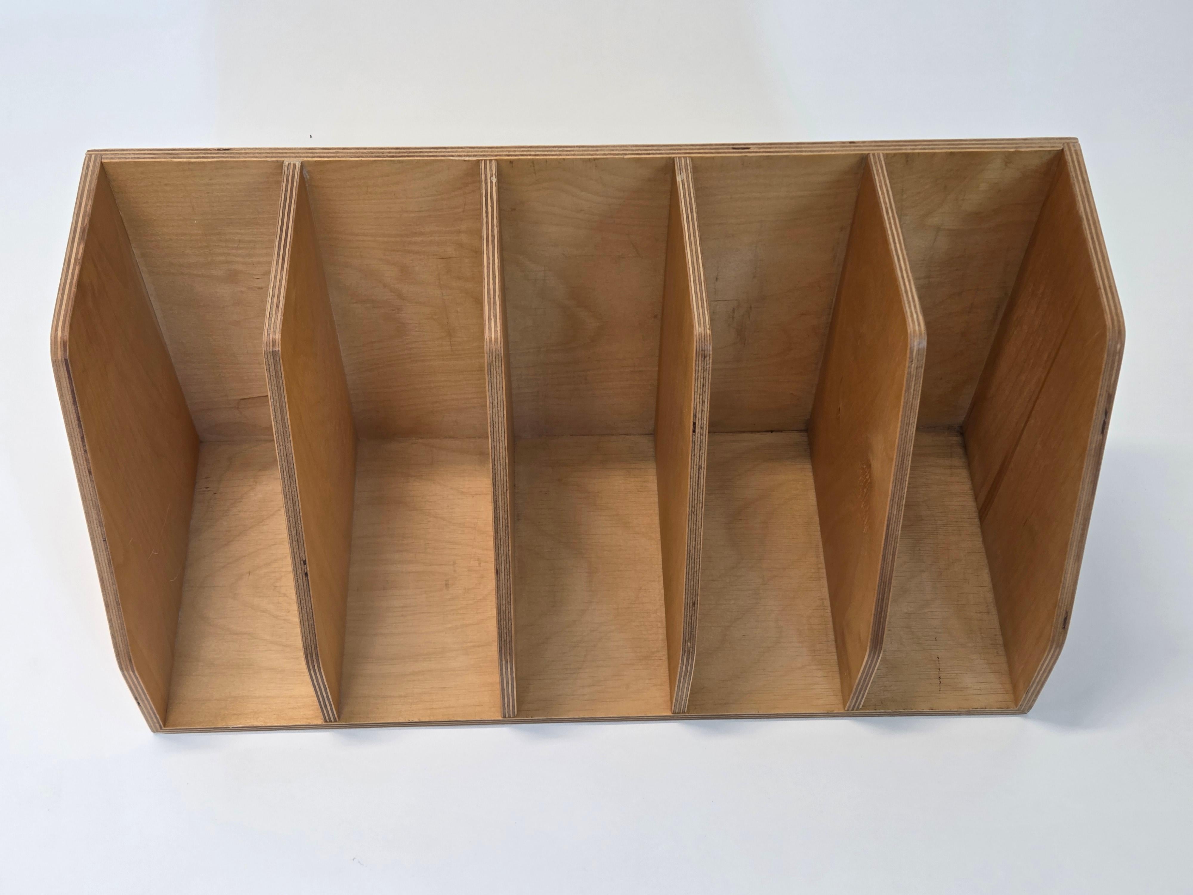 Artek Book Stand by Aino Aalto For Sale 1
