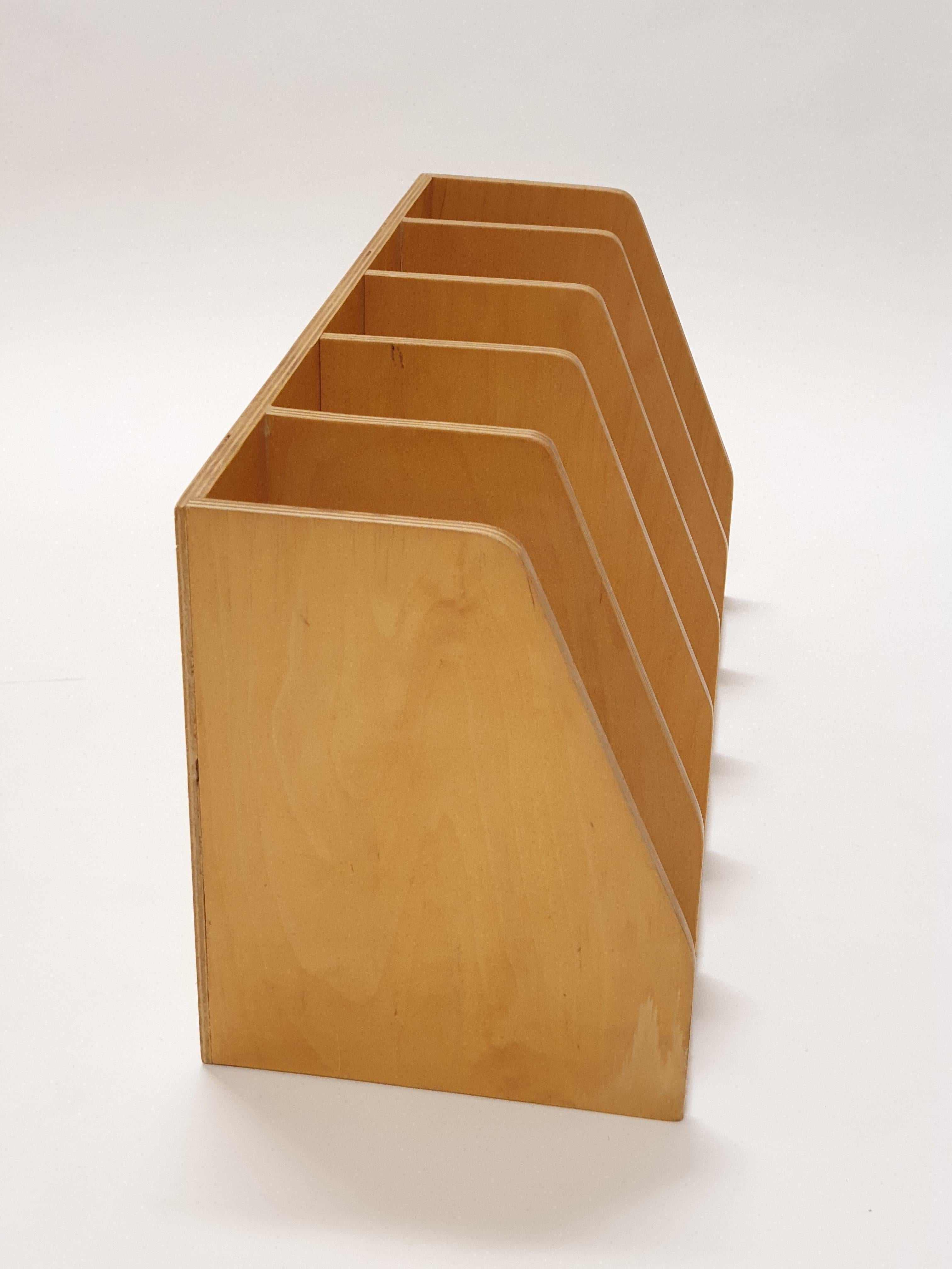 Leggio Artek di Aino Aalto in vendita 2