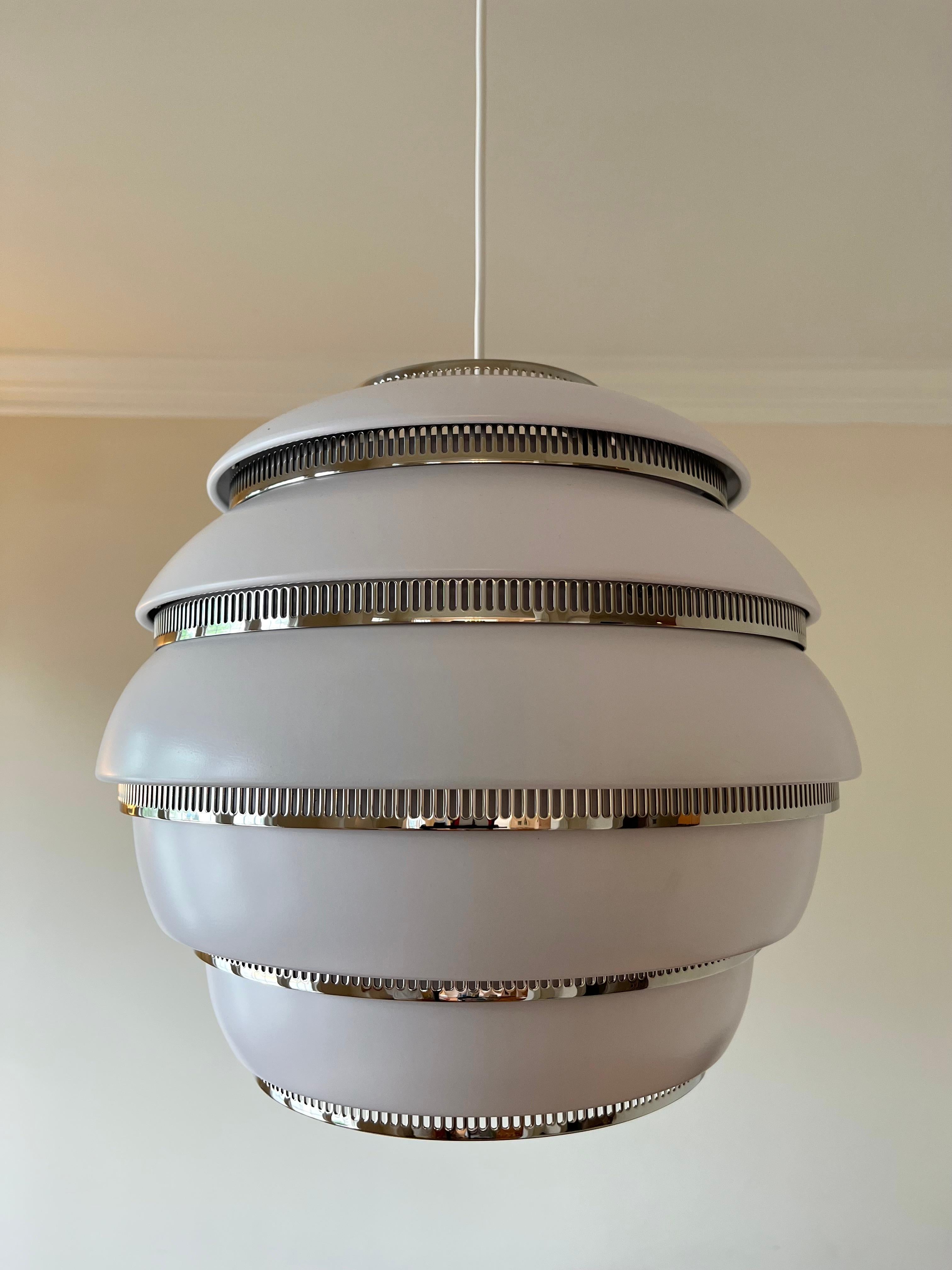 Mid-Century Modern Artek Pendant Light A331 “Beehive“ by Alvar Aalto (New in Box) For Sale
