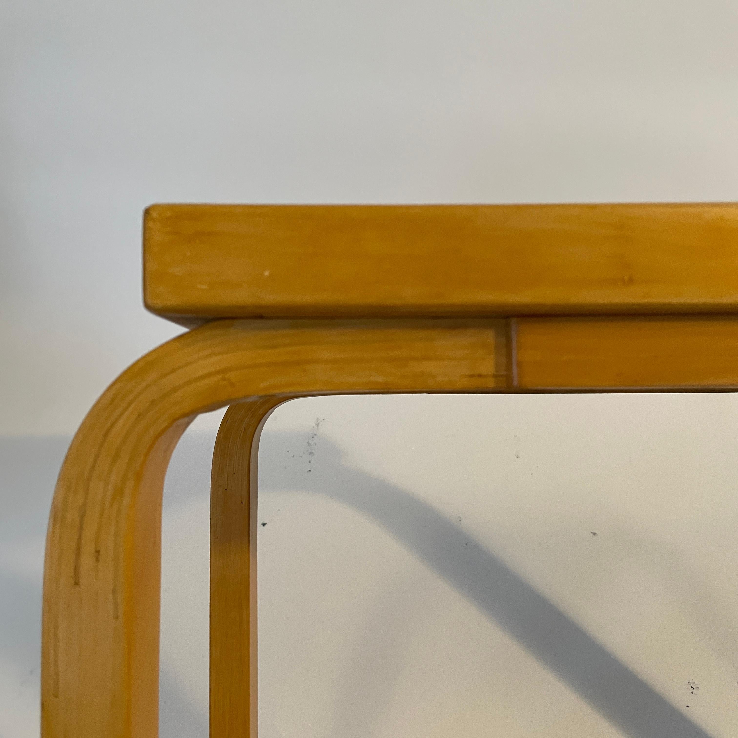 Artek Side Table by Alvar Aalto. !950´s 8