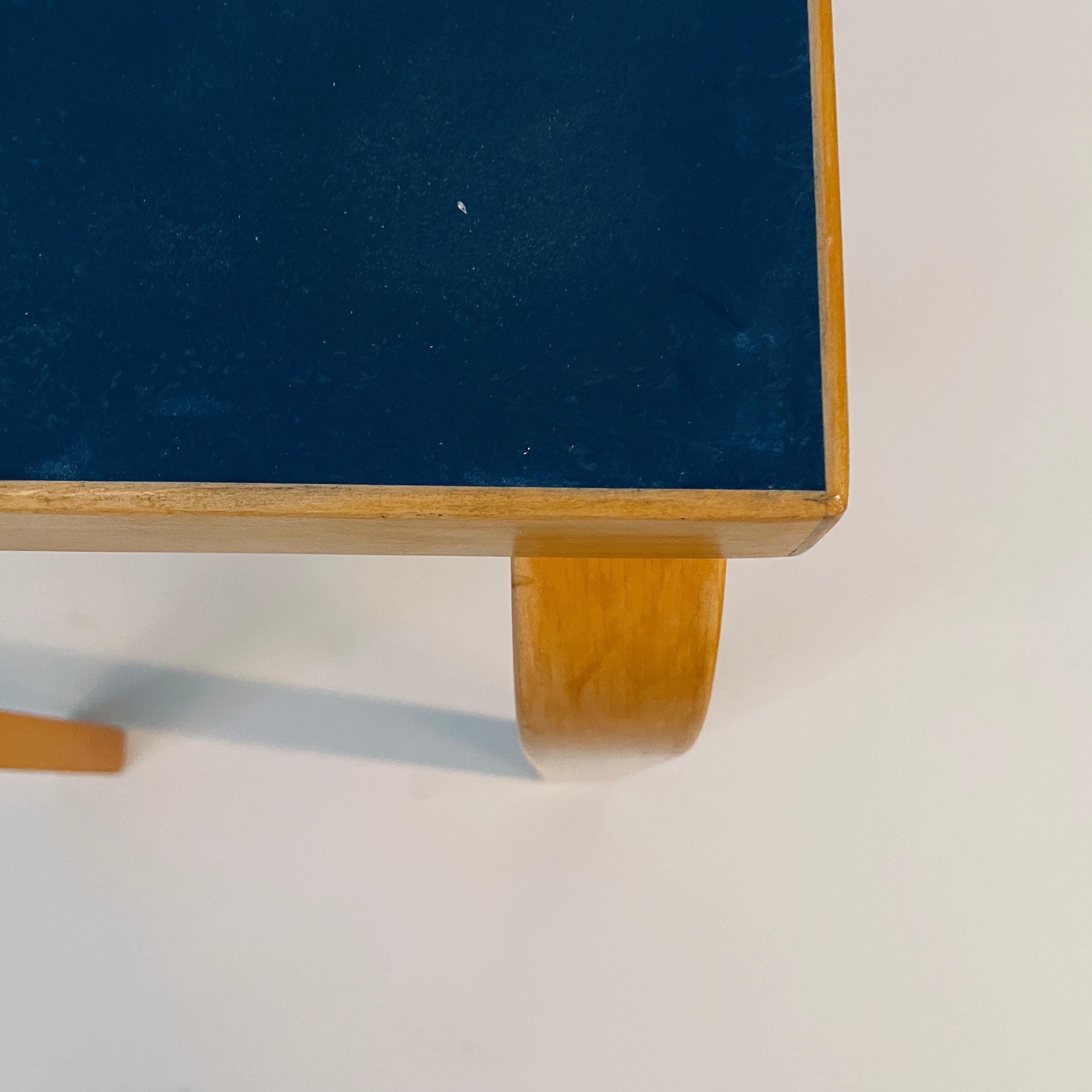Birch Artek Side Table by Alvar Aalto. !950´s