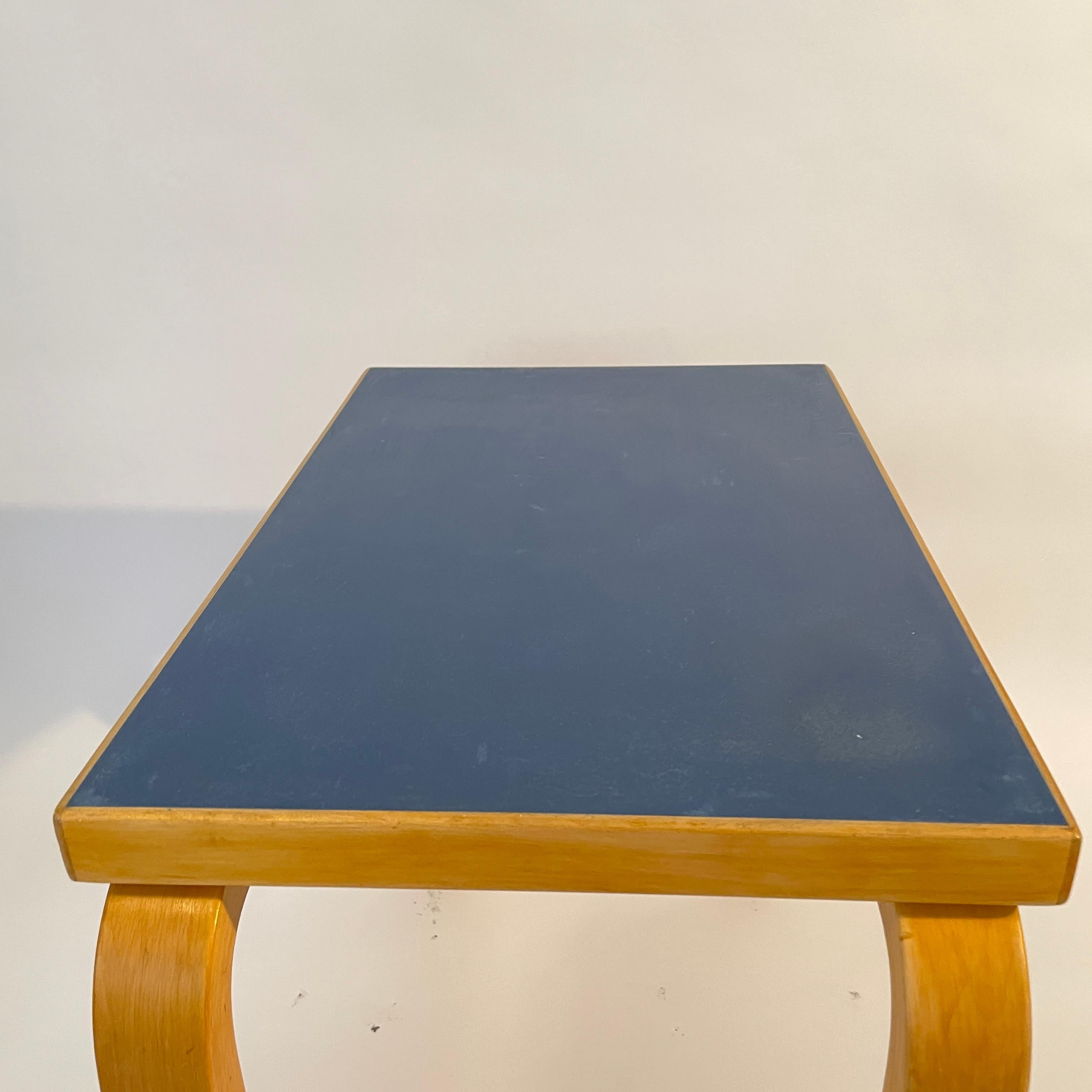 Artek Side Table by Alvar Aalto. !950´s 1