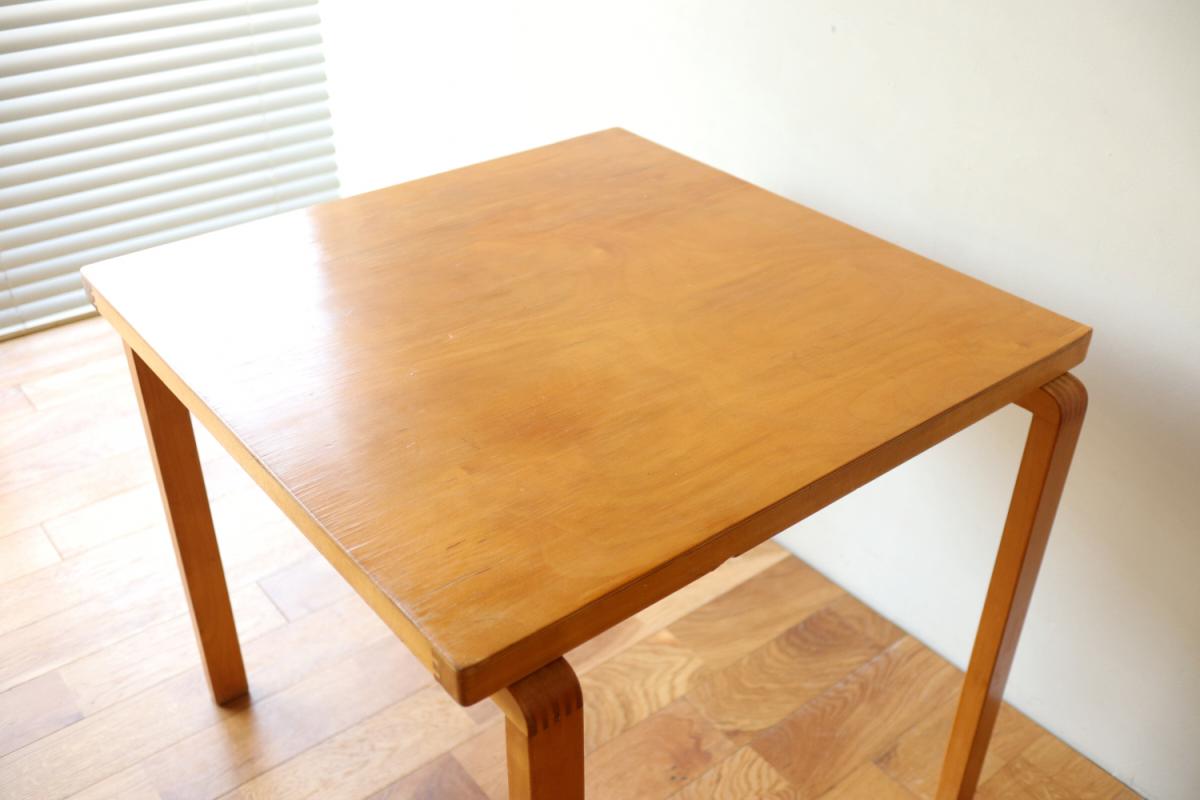 Modern Artek Table81C 40s Natural Warleg  For Sale