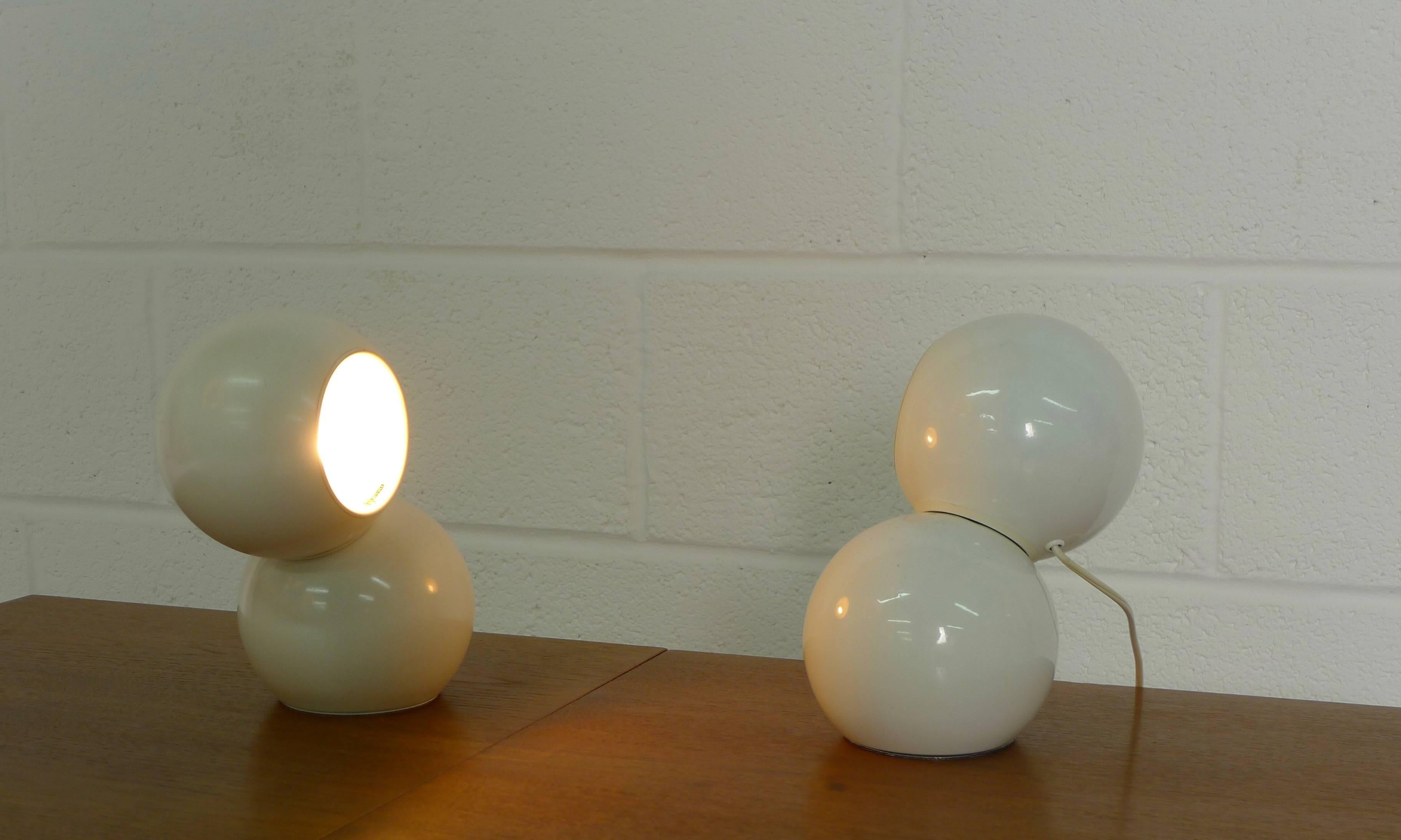 Italian Arteluce, Pair of Magnetic Table Lamps by Antonio Macci Cassia, Model 541
