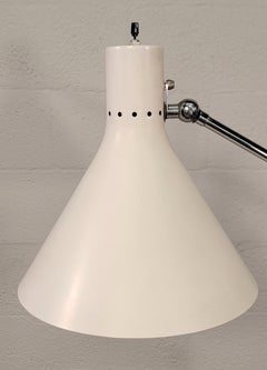 Arteluce Single-Arm White Adjustable Floor Lamp