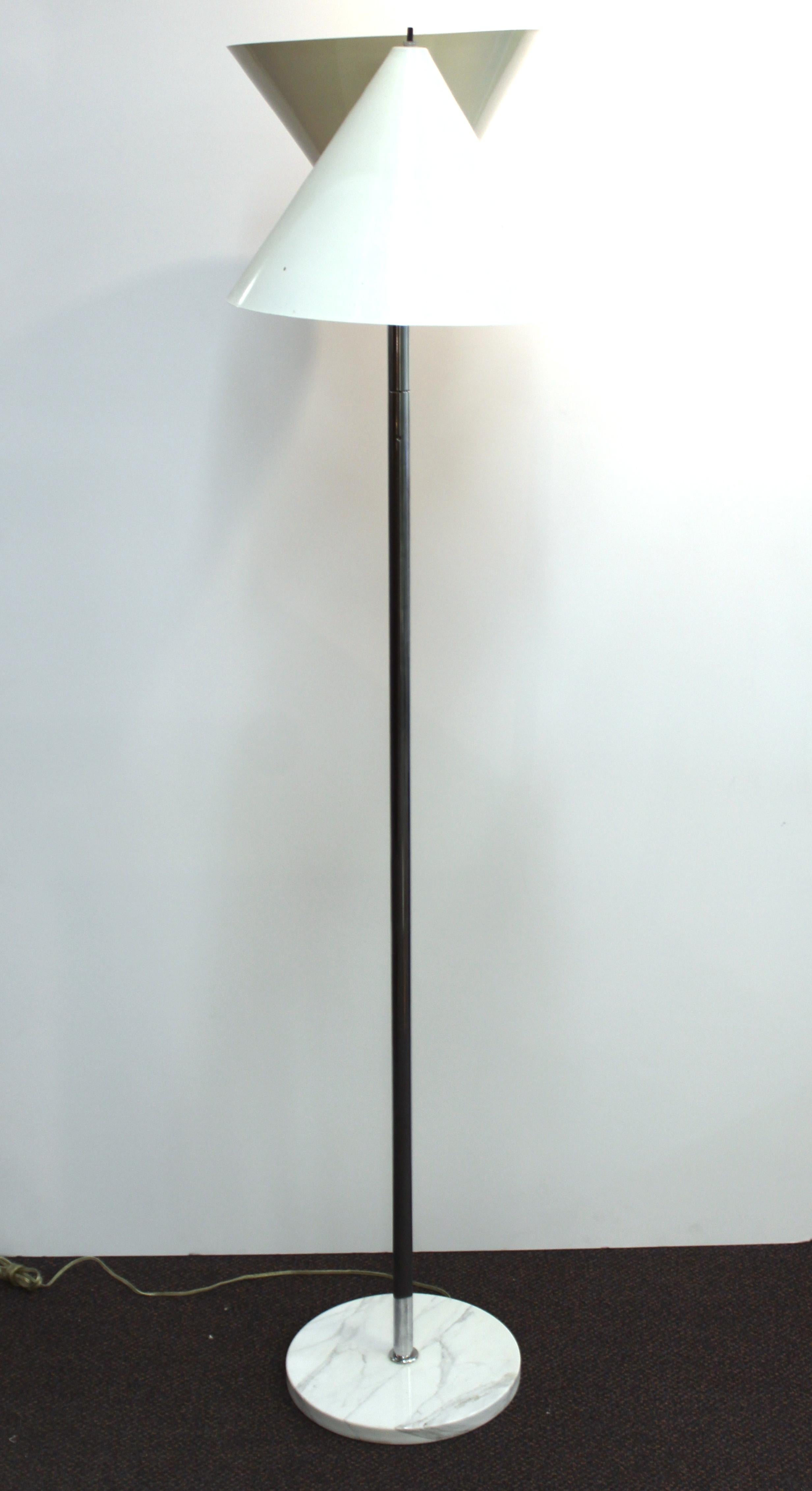 Arteluce Style Italian Modern Floor Lamp In Good Condition In New York, NY