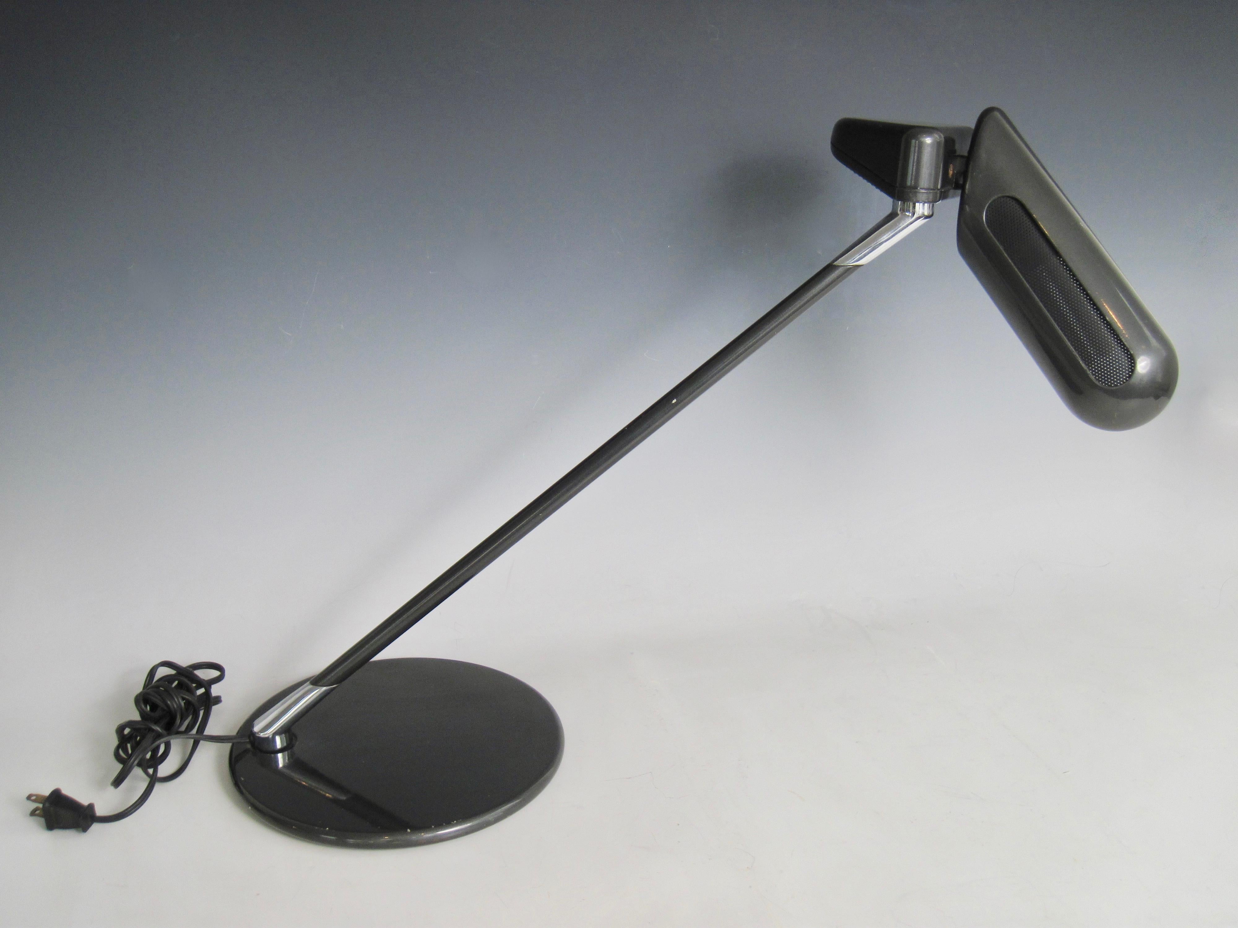 Late 20th Century Arteluce Table Lamp Model A400 by Bruno Gecchelin, 1970s For Sale