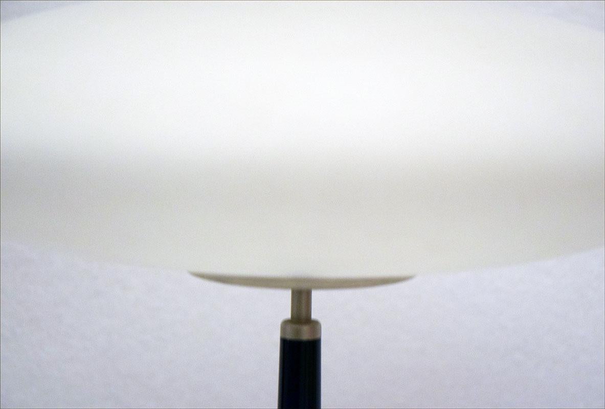 Glass Arteluce table lamp Pao2 design Matteo Thun, 1990s For Sale