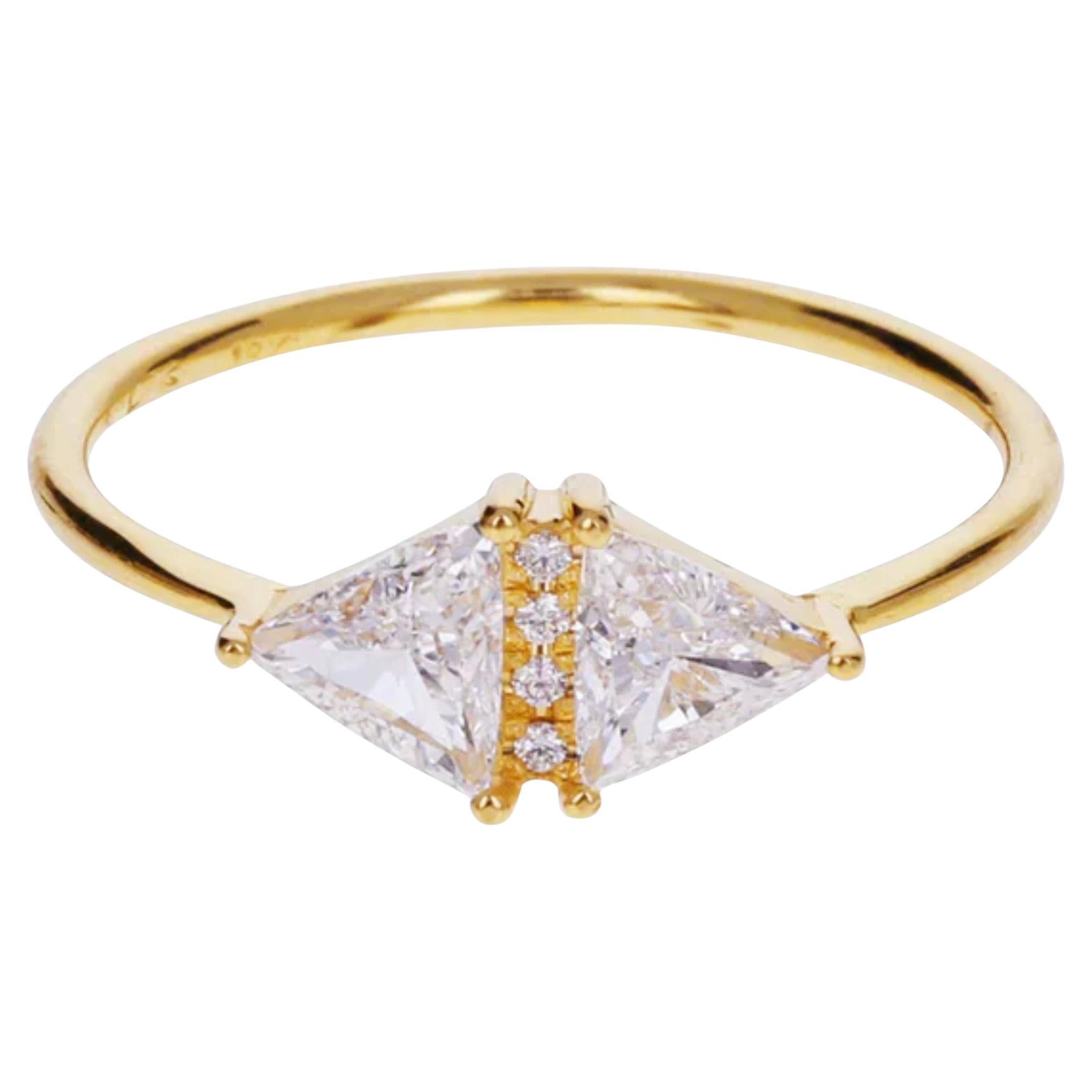Artemer 18k Gold Art Deco Triangle Diamond Engagement Ring, Low-Profile, Size 6 in vendita