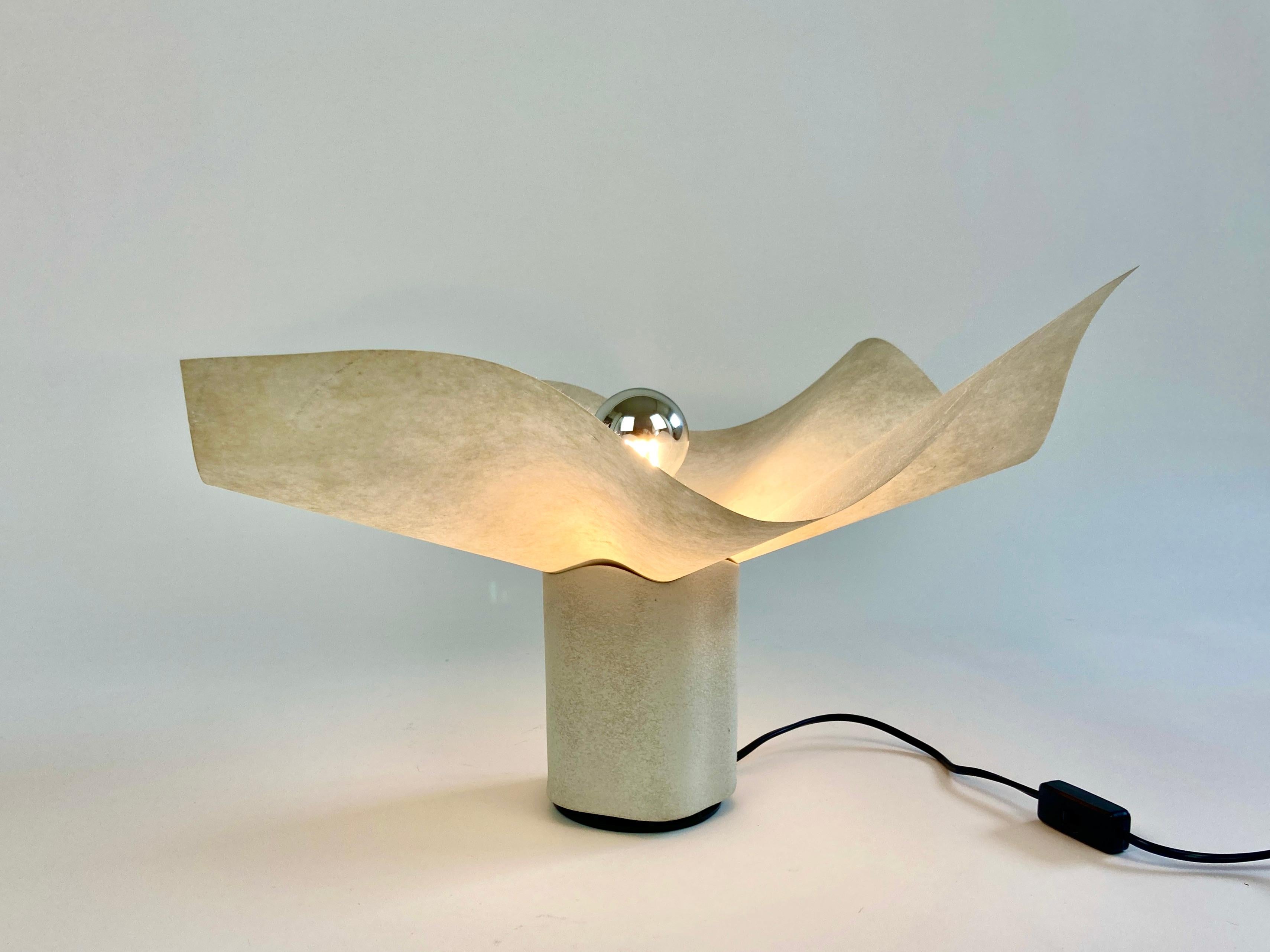 Artemide Area 50 by Mario Bellini. Table / Ceiling / Wall light. Italy 1980s 12