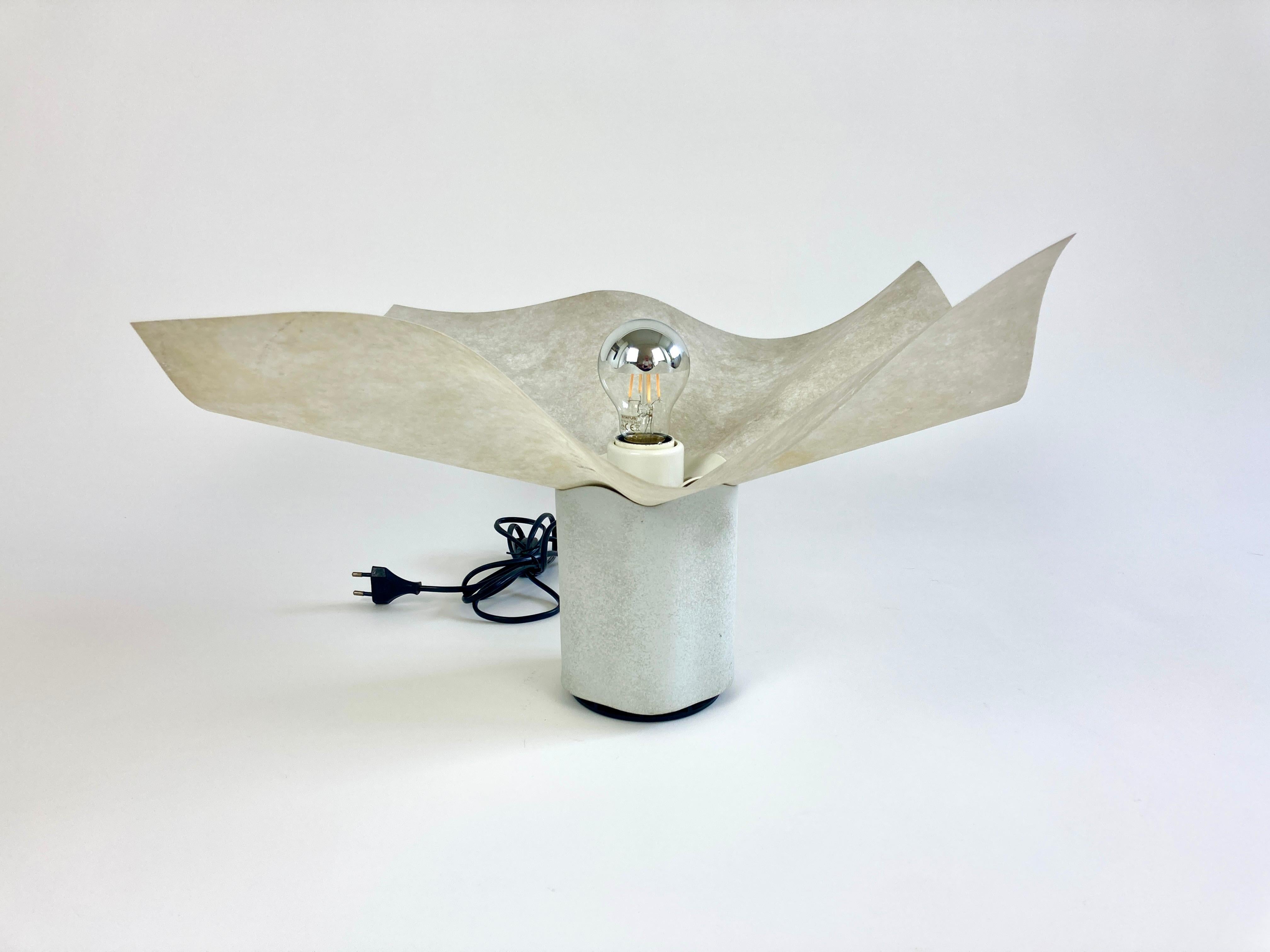 Artemide Area 50 by Mario Bellini. Table / Ceiling / Wall light. Italy 1980s In Good Condition In Bristol, GB
