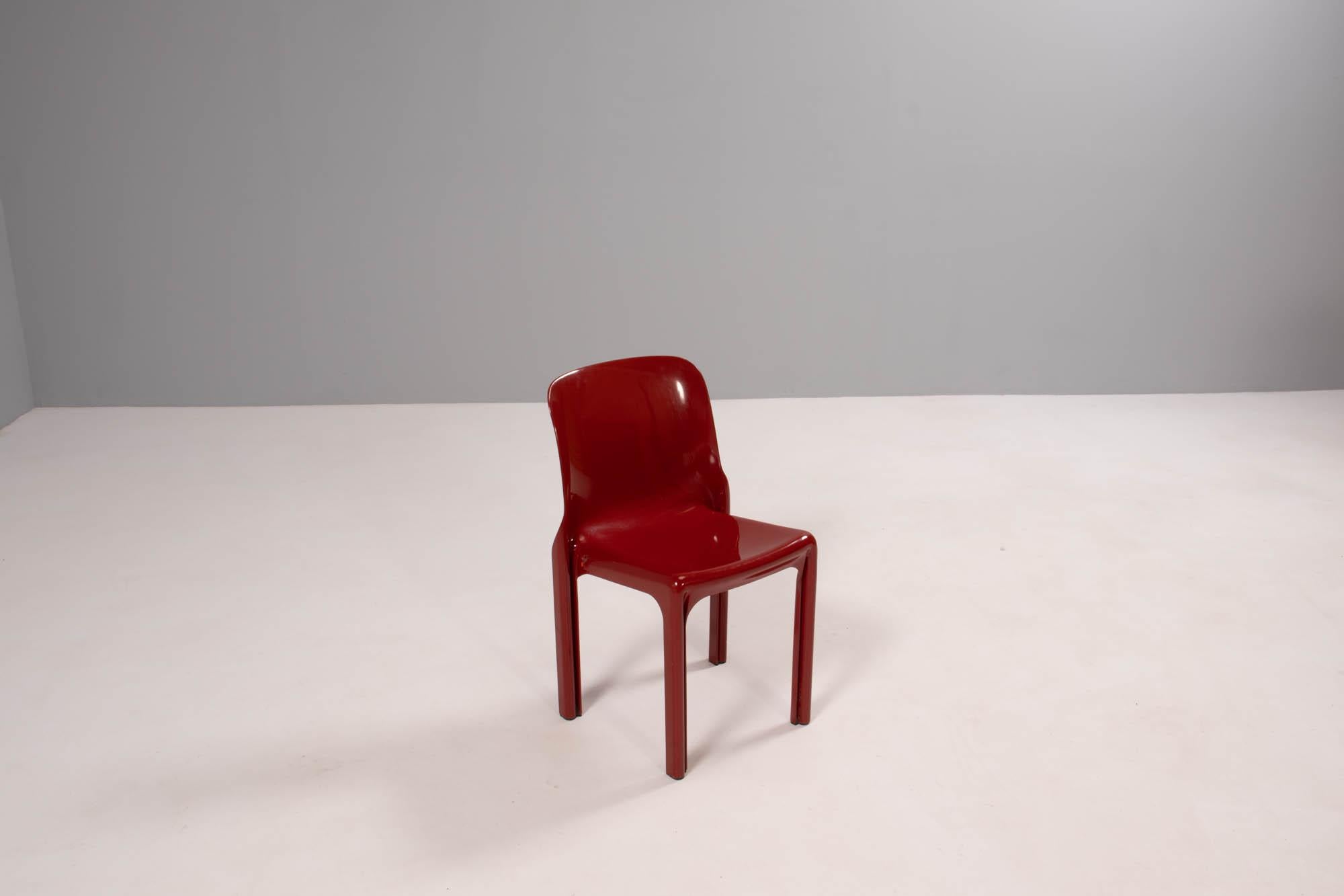 Artemide by Vico Magistretti Selene Red Stacking Chairs, 1960's, Set of 4 In Good Condition In London, GB