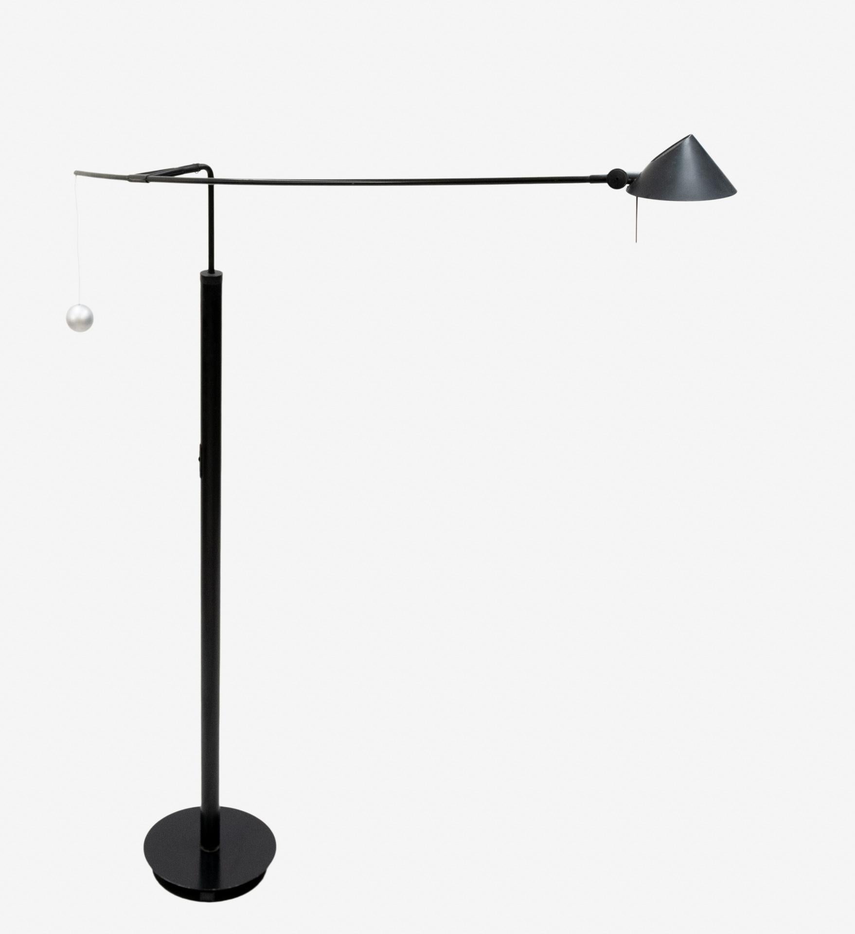 Artemide Counter Balance Floor Lamp Carlo Forcolini In Good Condition In Den Haag, NL