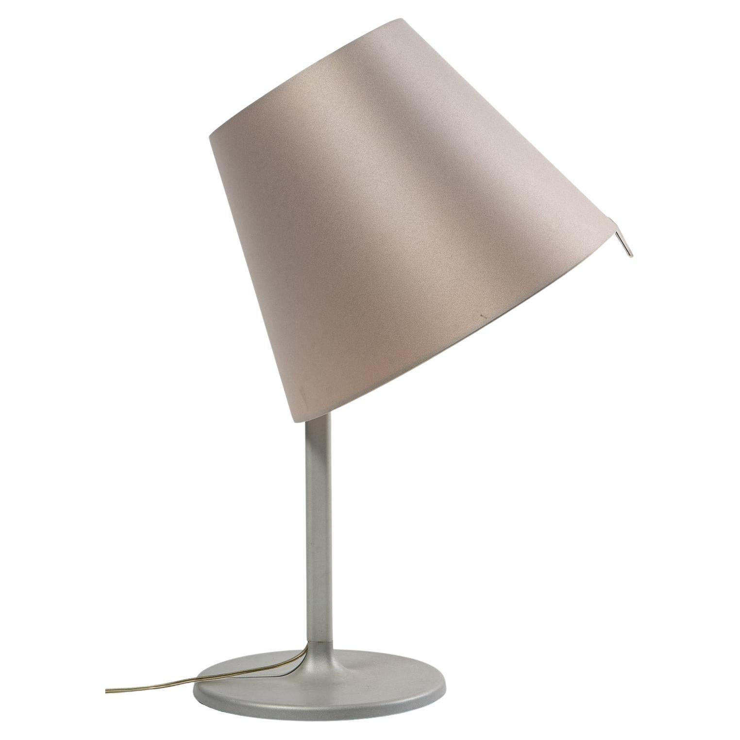 Lampe de design Artemide, XXe siècle