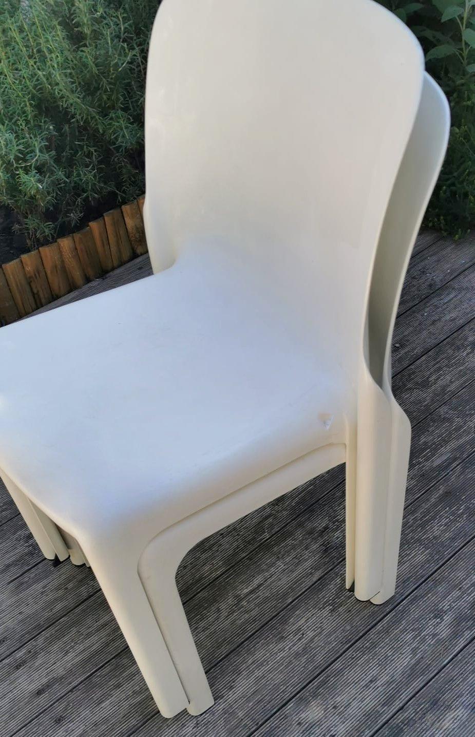 Italian Artemide Design Vico Magistretti 6 Chairs Model Selene For Sale 10
