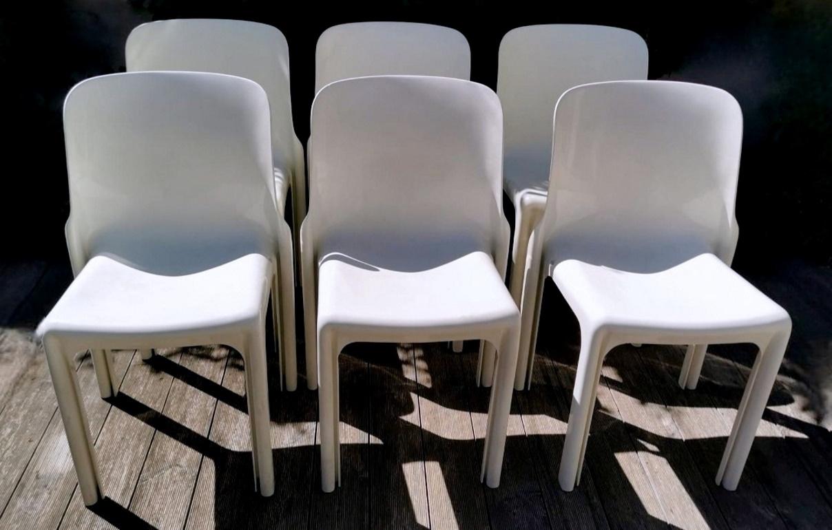 Italian Artemide Design Vico Magistretti 6 Chairs Model Selene In Good Condition For Sale In Prato, Tuscany