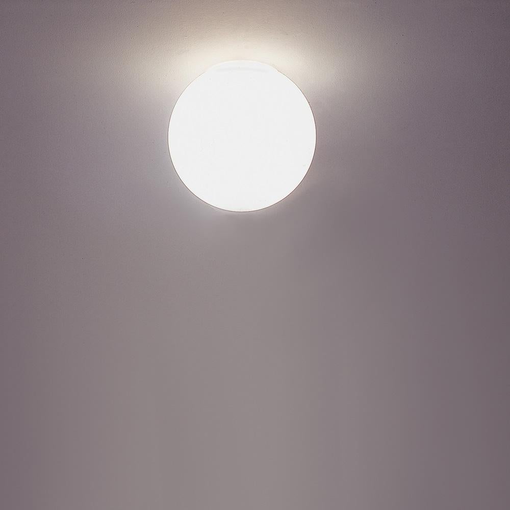 Italian Artemide Dioscuri 35 E26 Wall & Ceiling Lamp in White by Michele De Lucchi For Sale