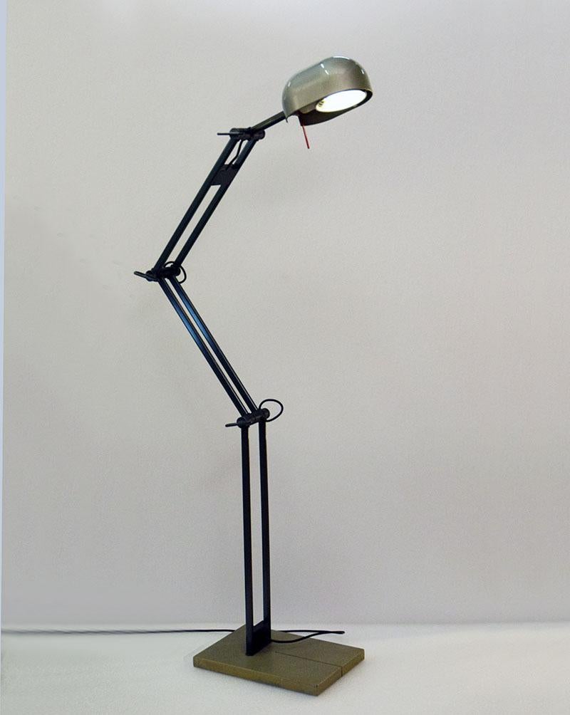 Artemide lampada da terra Adone design CP & CR Associati anni '80 In condizioni ottime in vendita a Parma, IT