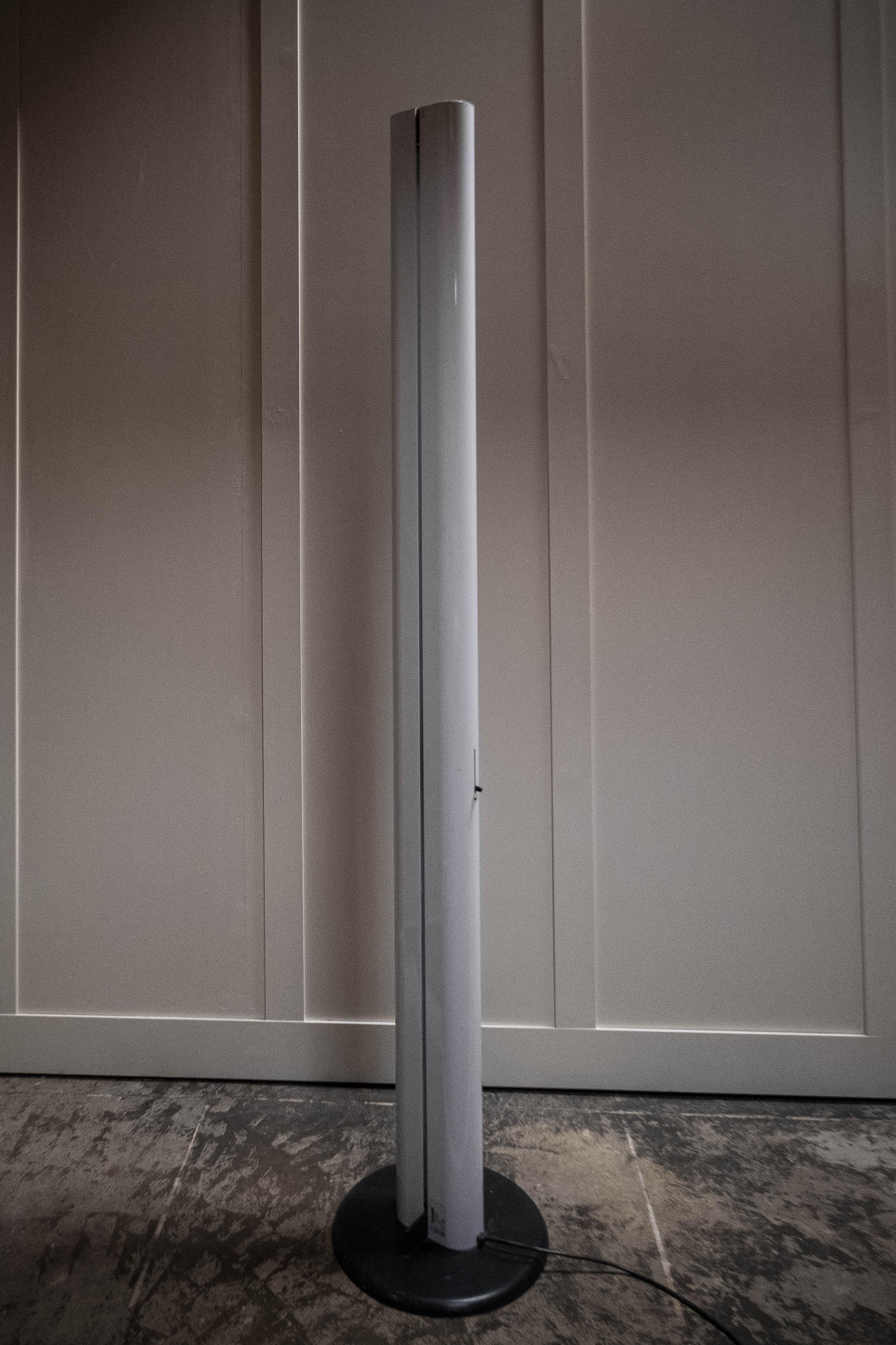 Mid-Century Modern Artemide Floor Lamp by Gianfranco Frattini, 1997 For Sale