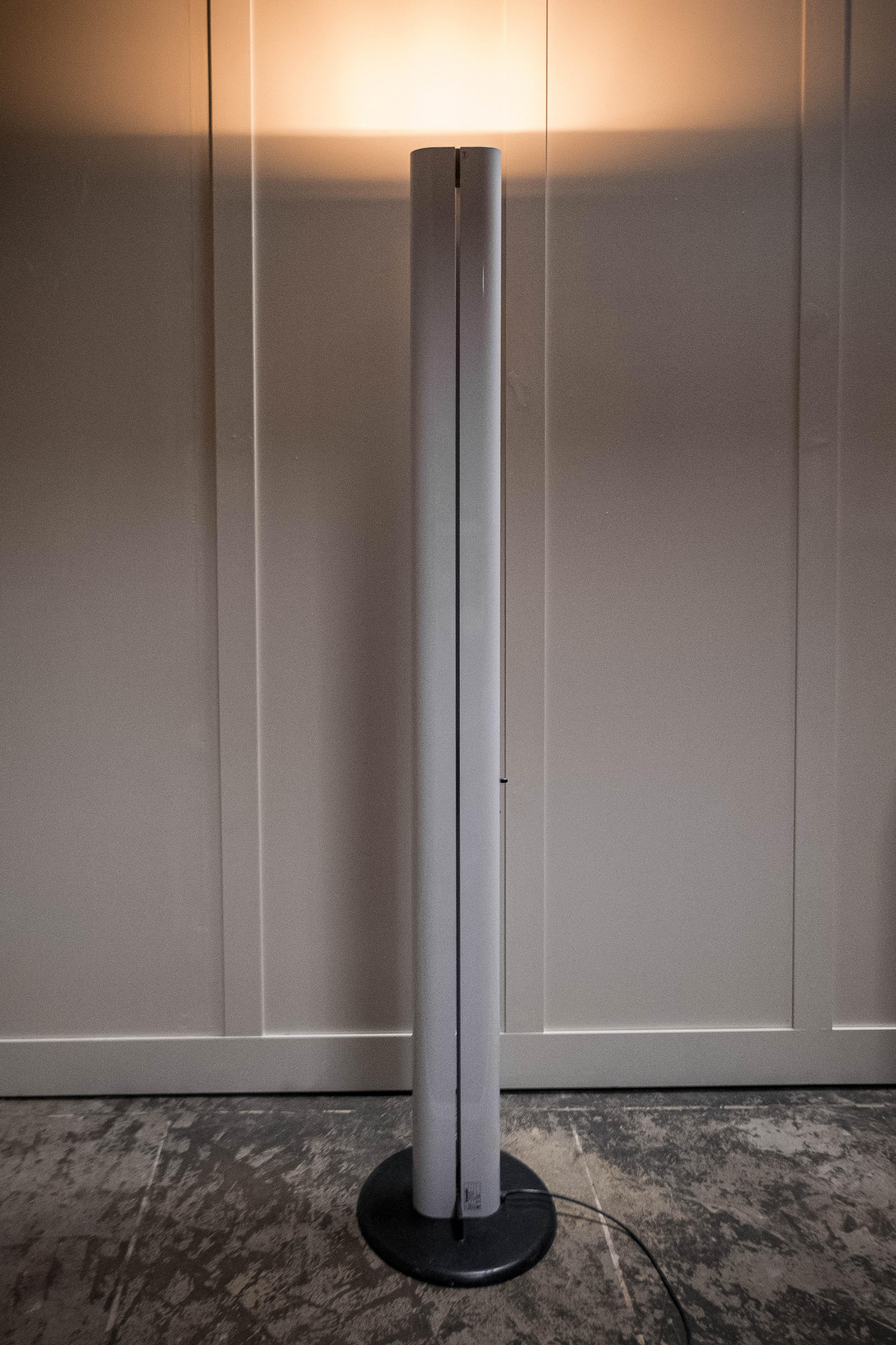 Artemide Floor Lamp by Gianfranco Frattini, 1997 In Good Condition For Sale In Los Angeles, CA