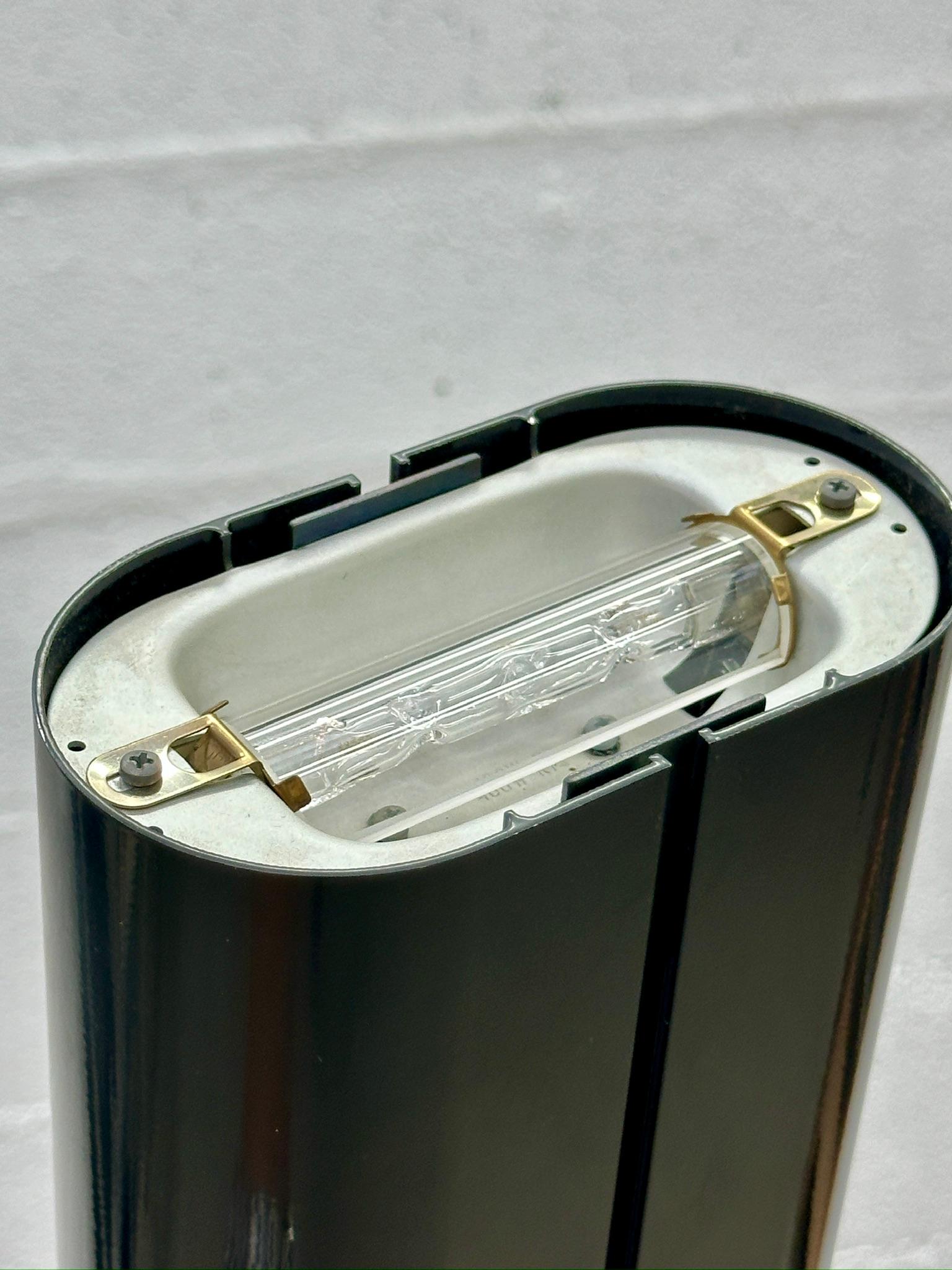 Artemide Gianfranco Frattini Lámpara de pie Megaron Diseño moderno italiano 1980 en venta 2