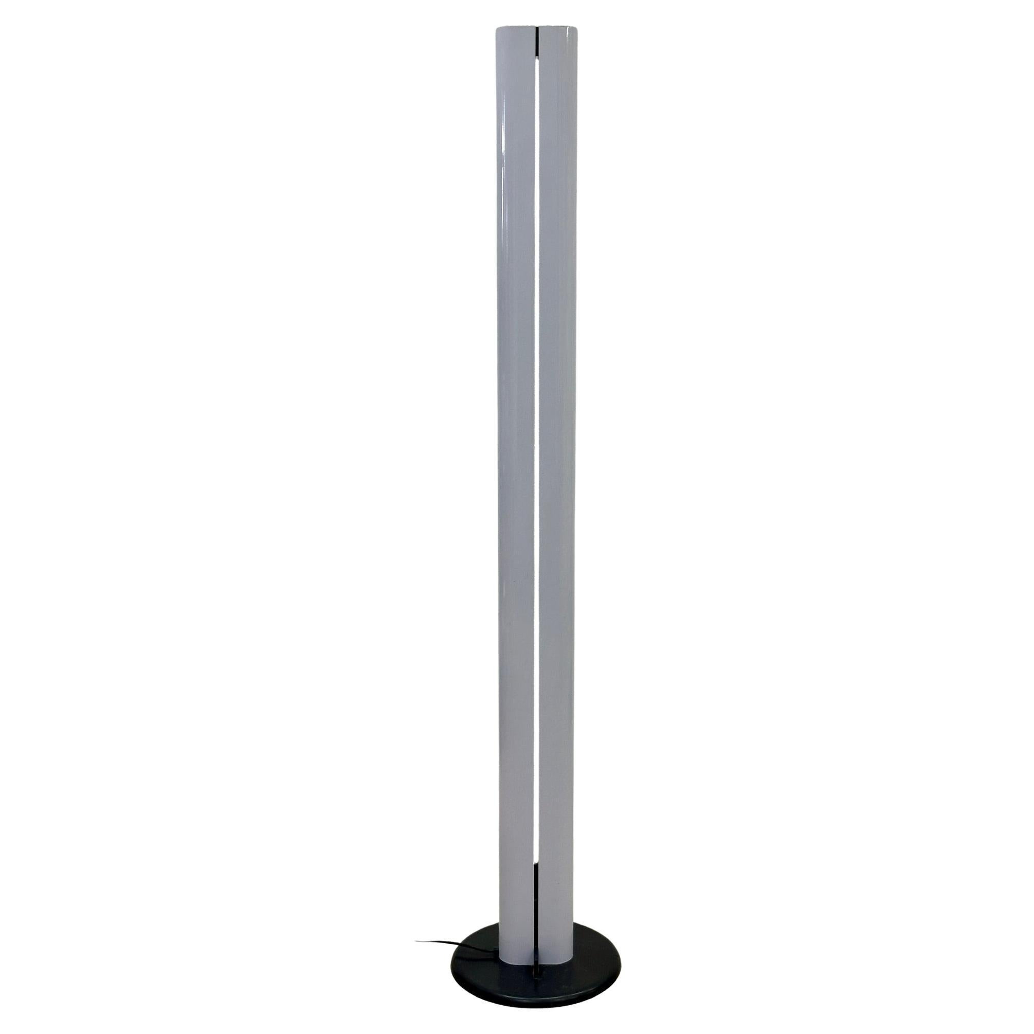 Artemide Gianfranco Frattini Lámpara de pie Megaron Diseño moderno italiano 1980 en venta