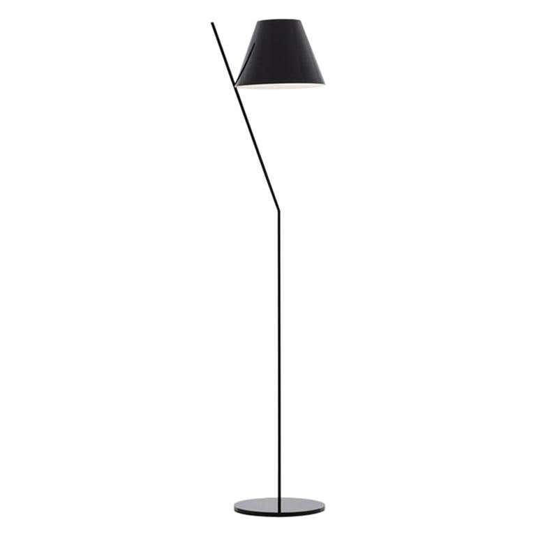 Artemide La Petite E12 Table Lamp in White by Quaglio Simonelli For ...