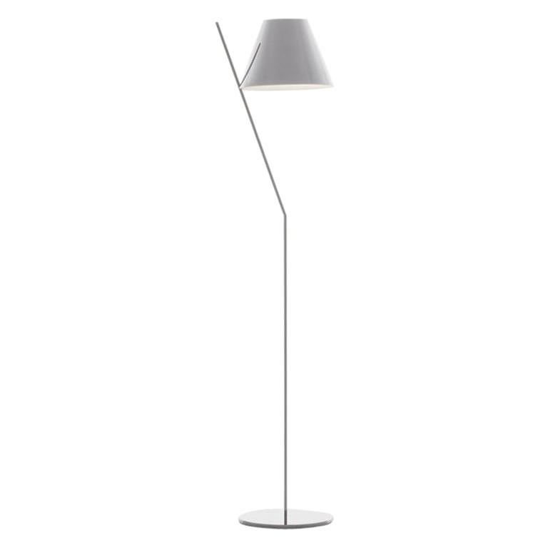 Artemide La Petite E26 Floor Lamp in Polished White by Quaglio Simonelli For Sale