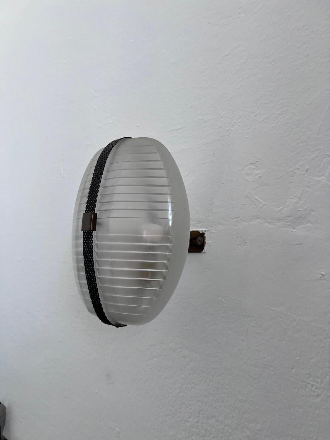 Artemide Lambda Applique by Vico Magistretti, Italian Mid-Century Lamp In Good Condition In Milano, IT