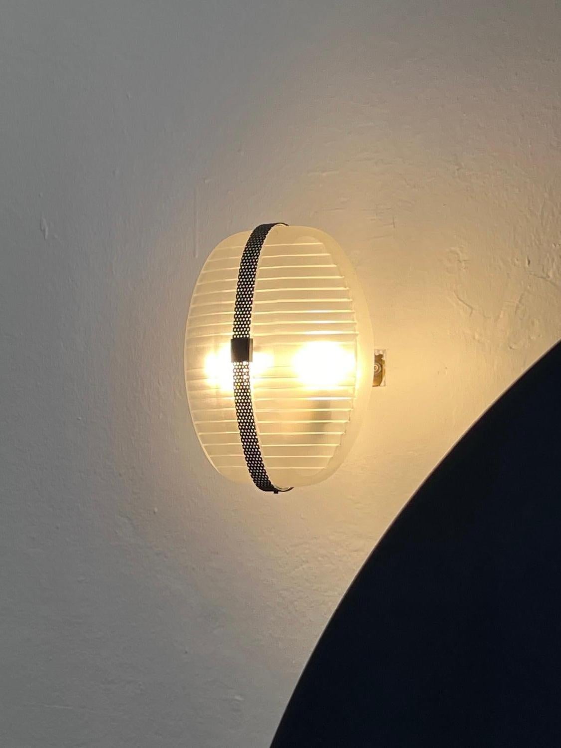 Artemide Lambda Applique by Vico Magistretti, Italian Mid-Century Lamp 2