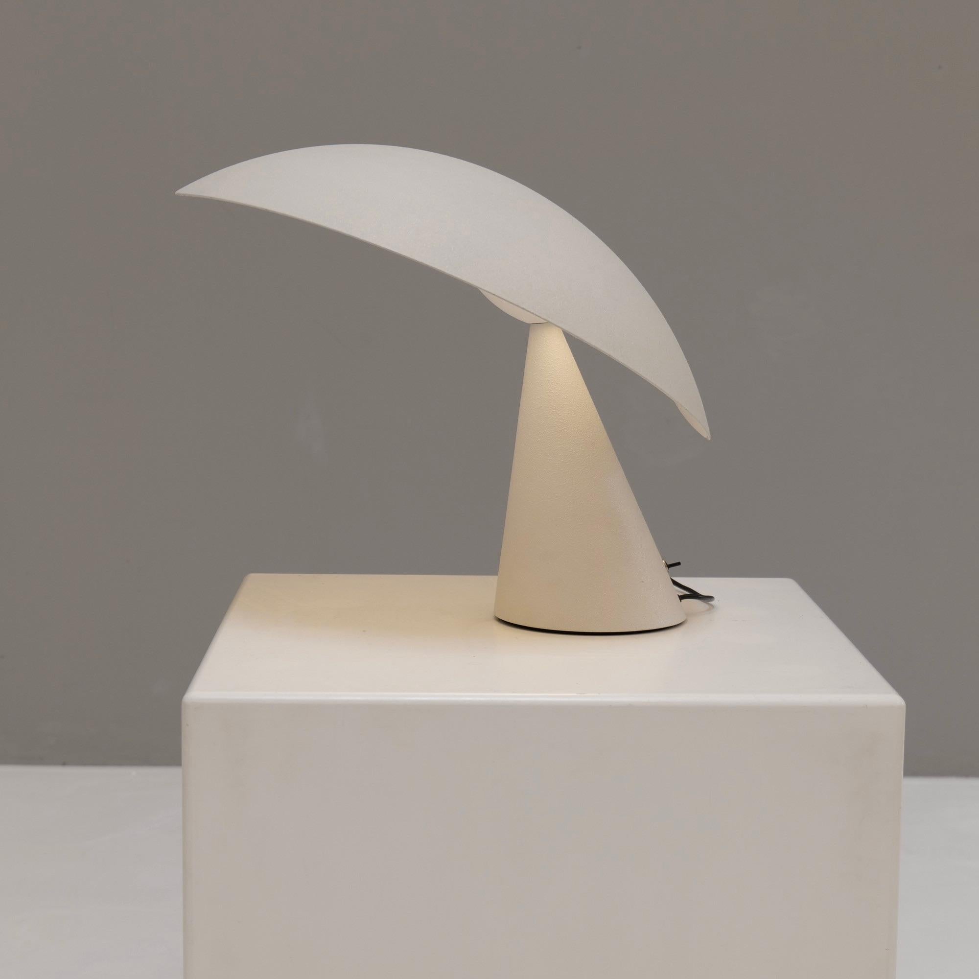 Artemide Lavinia lamp by Masayuki Kurokawa In Good Condition In Saarbrücken, SL