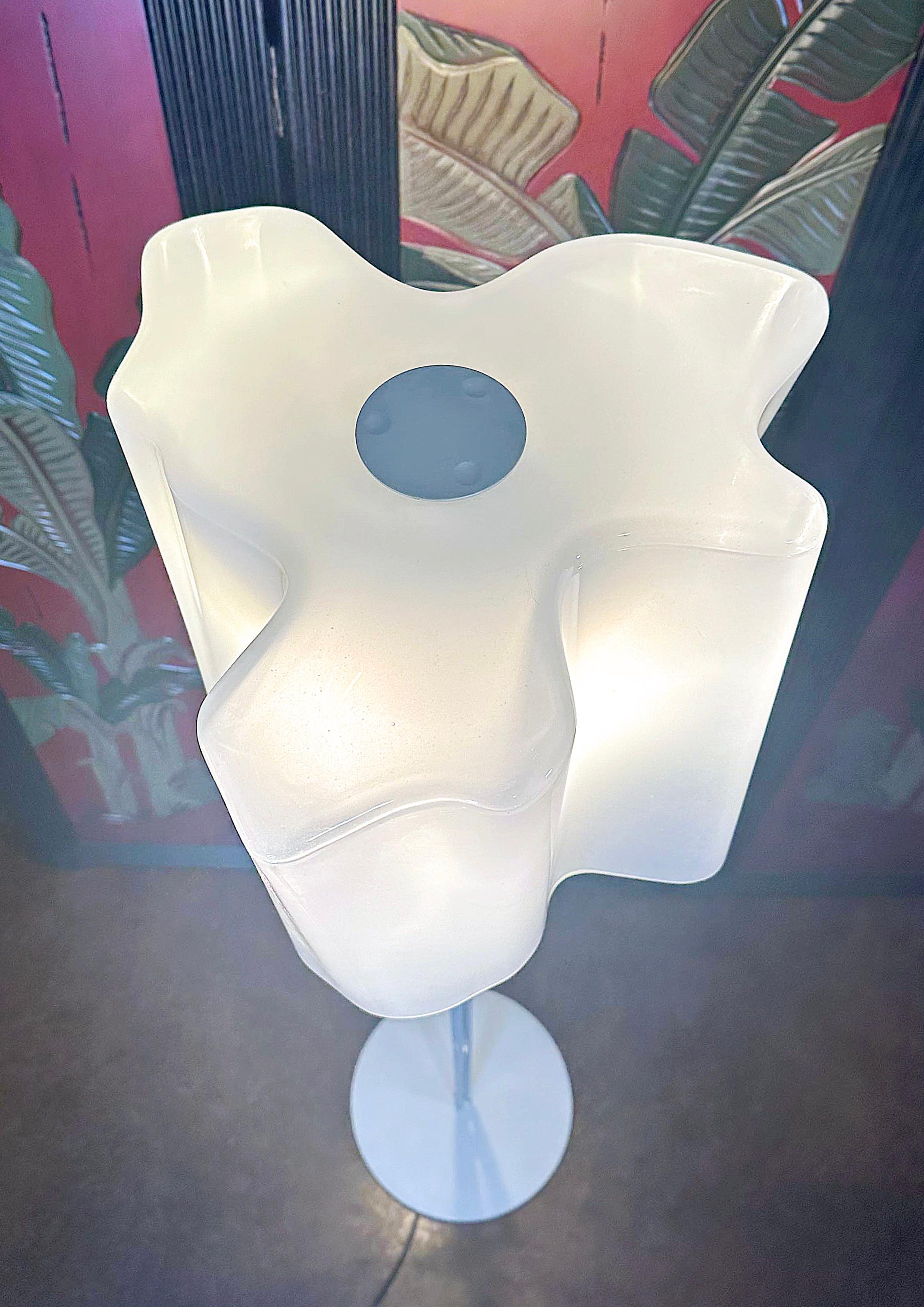 Artemide logico intuitive Stehlampe mit mundgeblasenem Glas  im Angebot 8