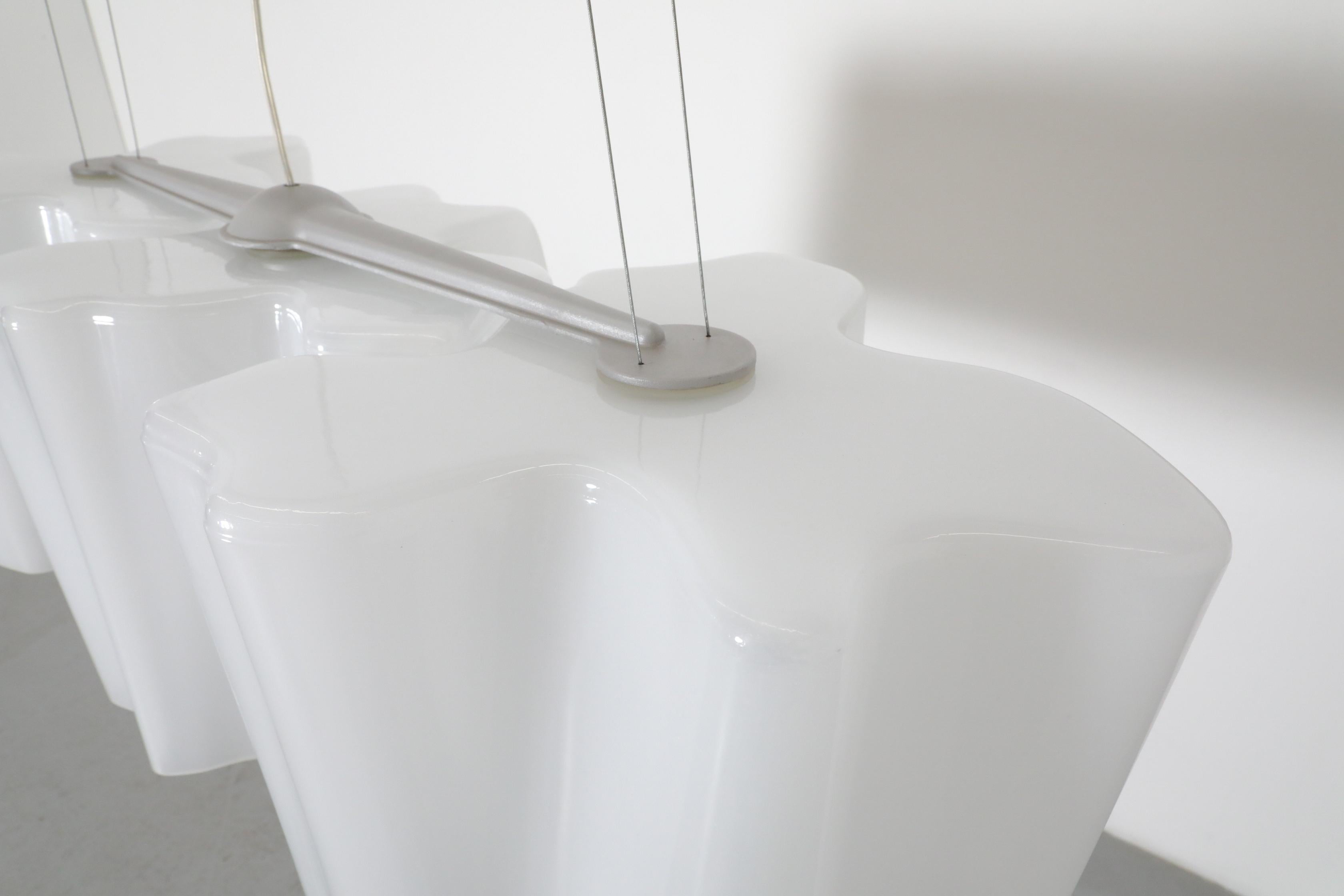 Artemide ‘Logico Triple’ Pendant Light by Gerhard Reichert & Michele De Lucchi For Sale 3