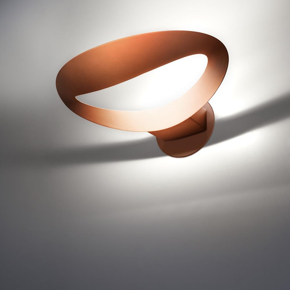 Modern Artemide Mesmeri Led Wall Light in Satin Copper by Eric Solé For Sale