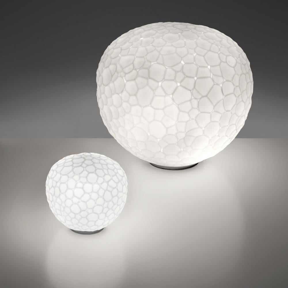 Italian Artemide Meteorite 15 Halogen Table Lamp in White by Pio & Tito Toso